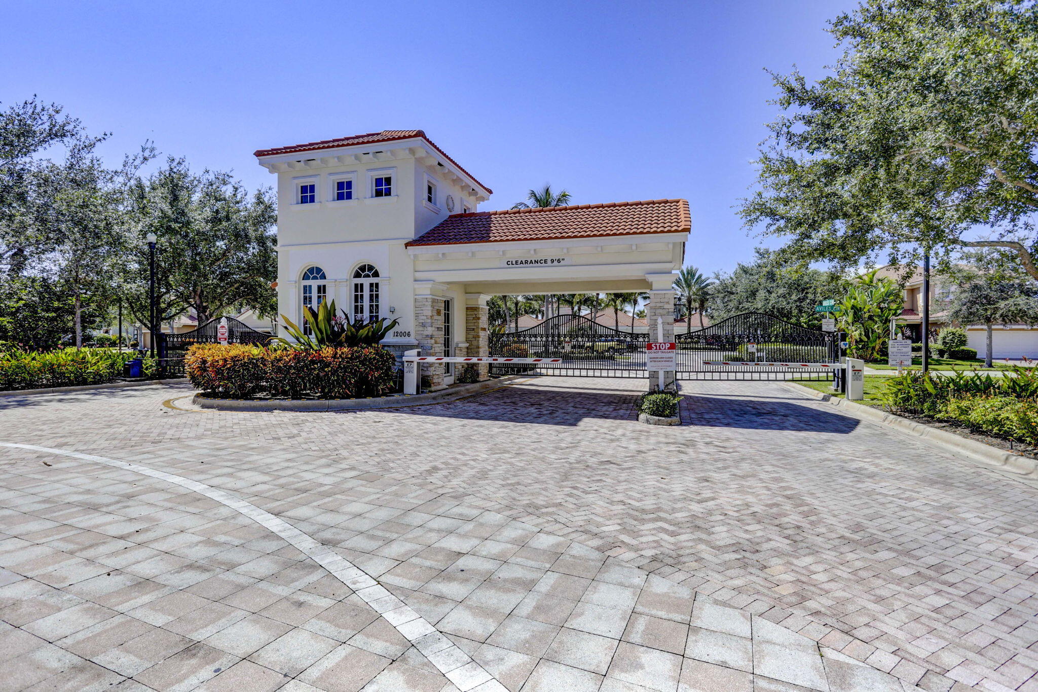 12491 AVILES, Palm Beach Gardens FL 33418