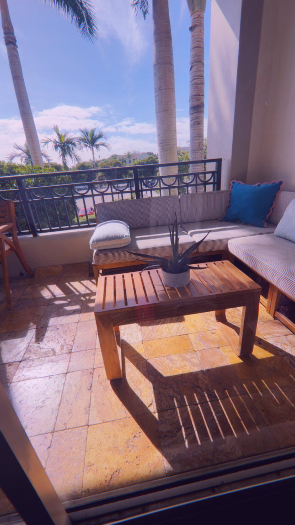 550 Okeechobee #227, West Palm Beach FL 33401