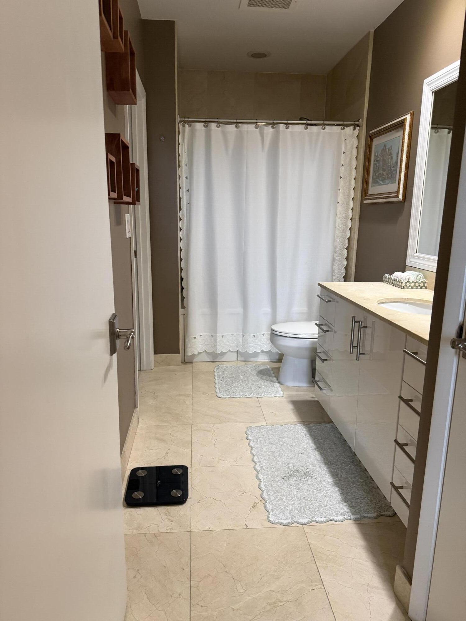 550 Okeechobee #227, West Palm Beach FL 33401