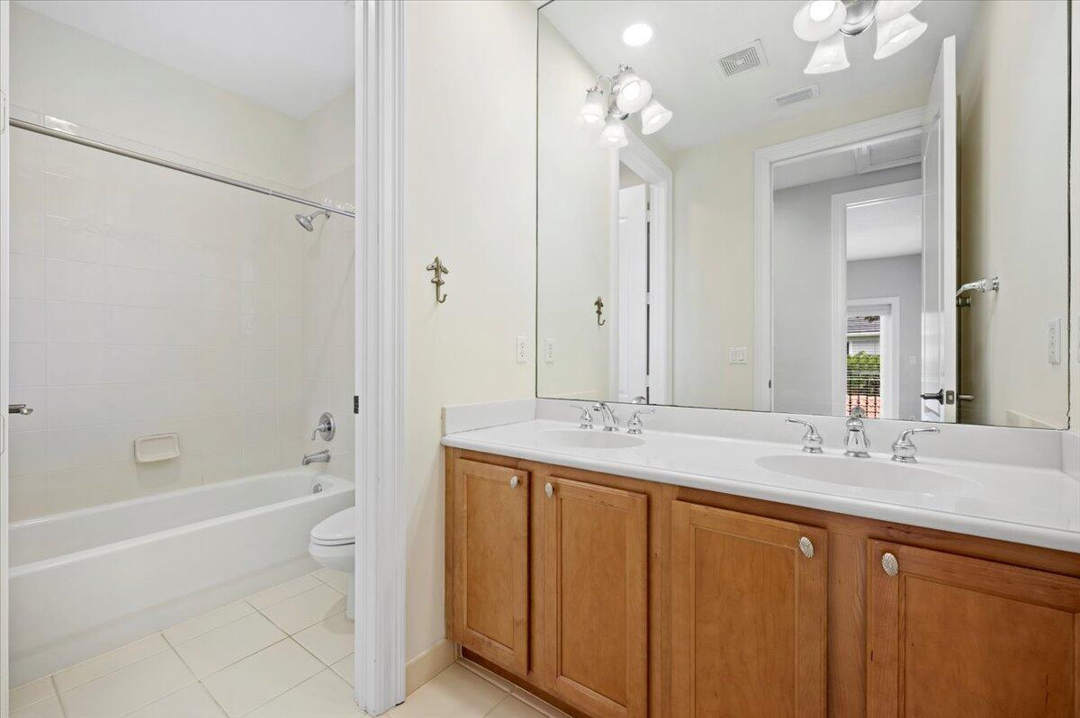1428 Barlow, Palm Beach Gardens FL 33410