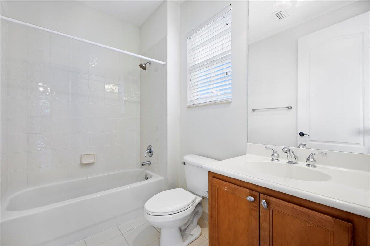 1428 Barlow, Palm Beach Gardens FL 33410