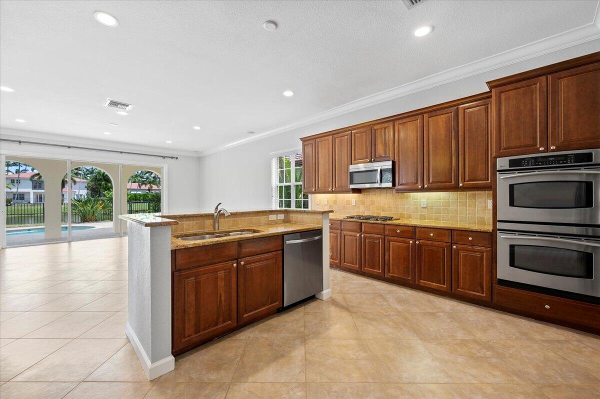 1428 Barlow, Palm Beach Gardens FL 33410