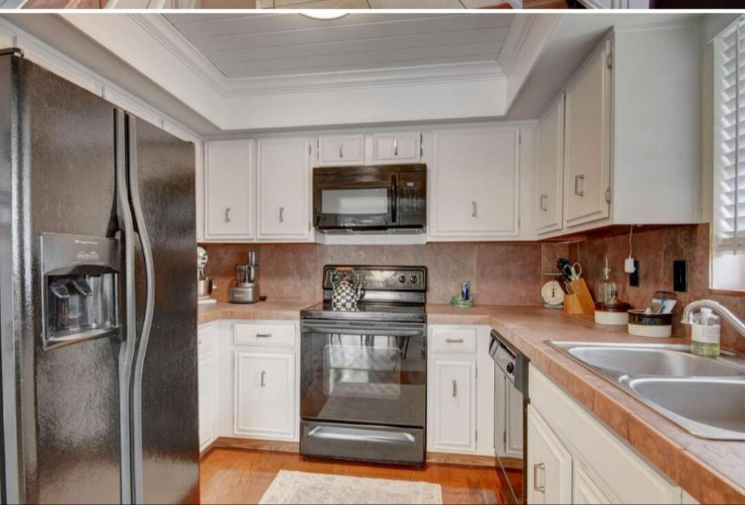415 Pine Tree #17, Atlantis FL 33462