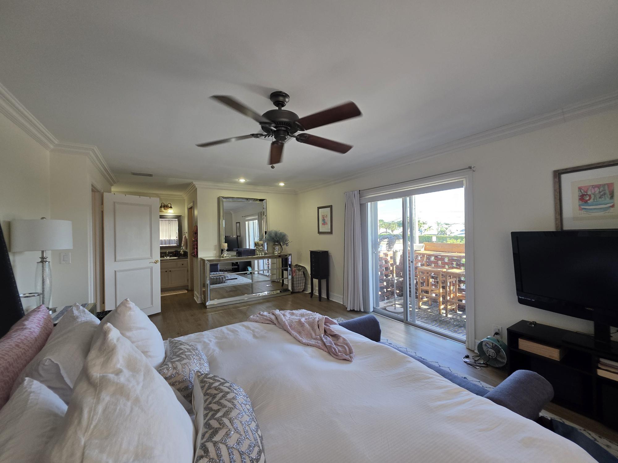 415 Pine Tree #17, Atlantis FL 33462