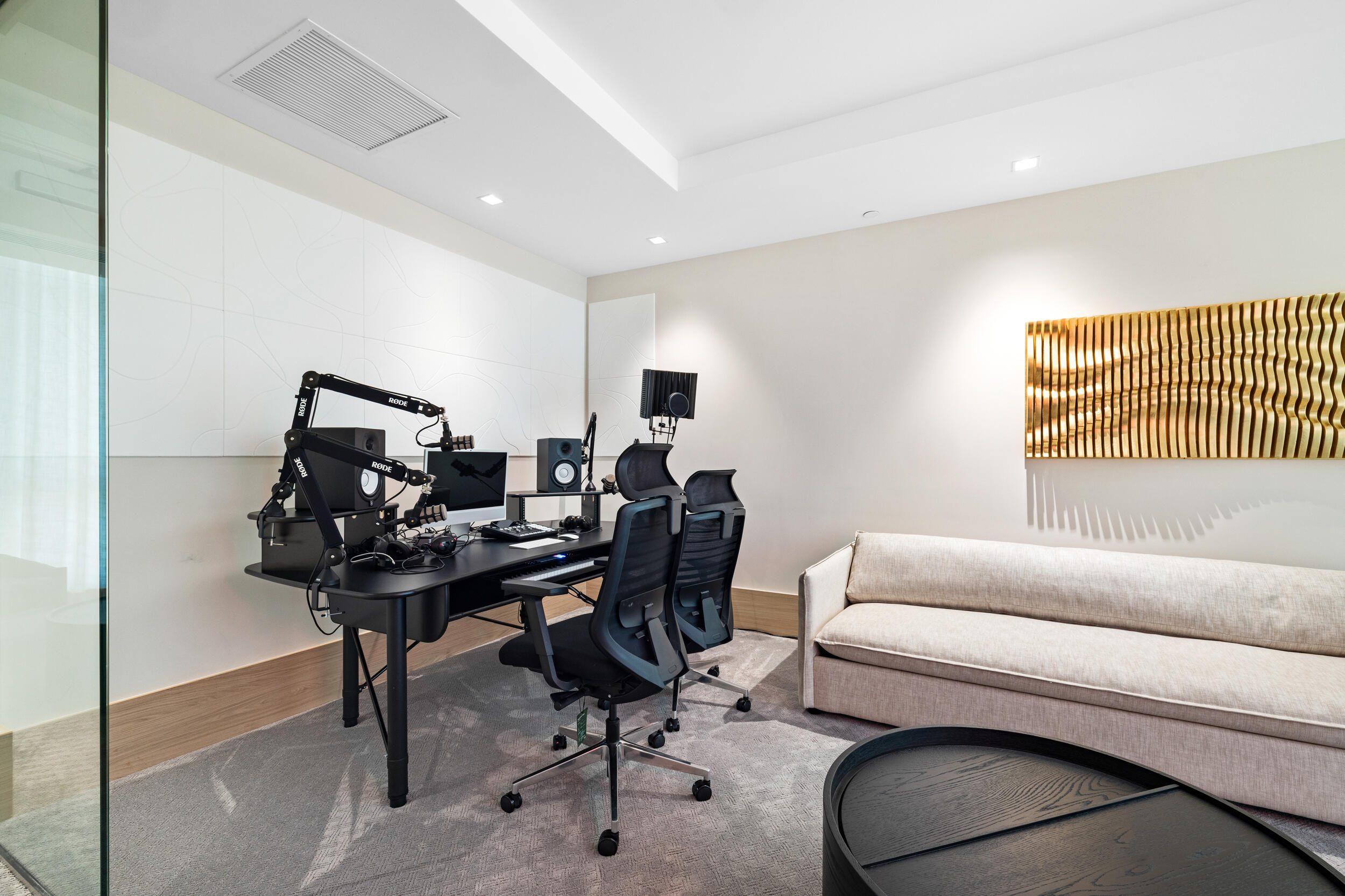 220 LAKE SHORE #612, West Palm Beach FL 33403