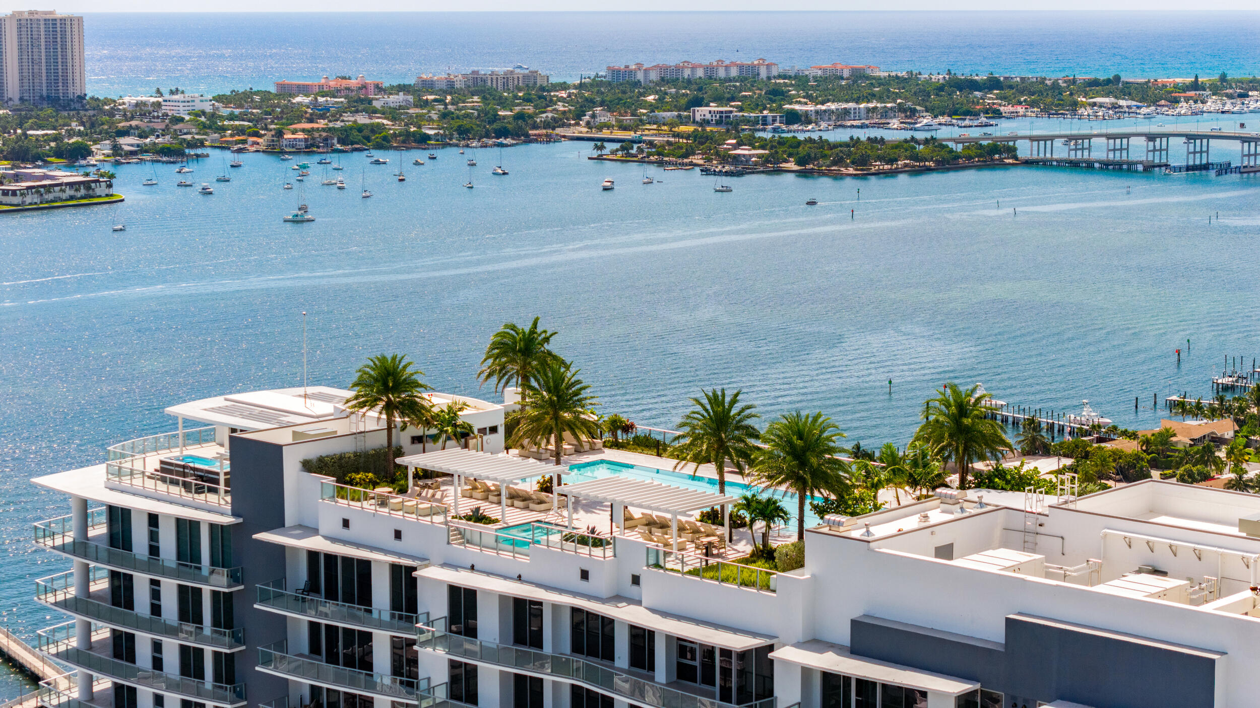 220 LAKE SHORE #612, West Palm Beach FL 33403