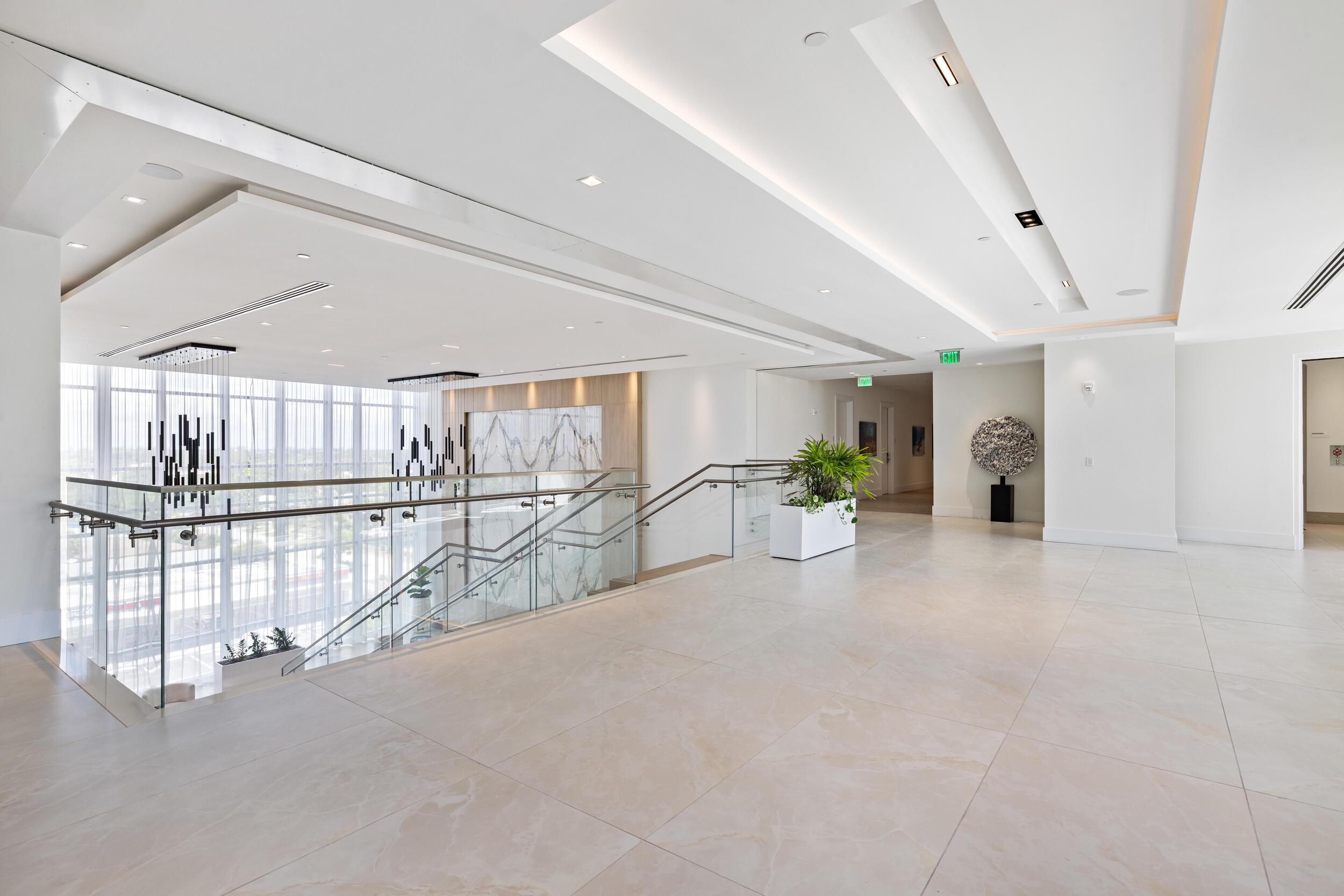 220 LAKE SHORE #612, West Palm Beach FL 33403