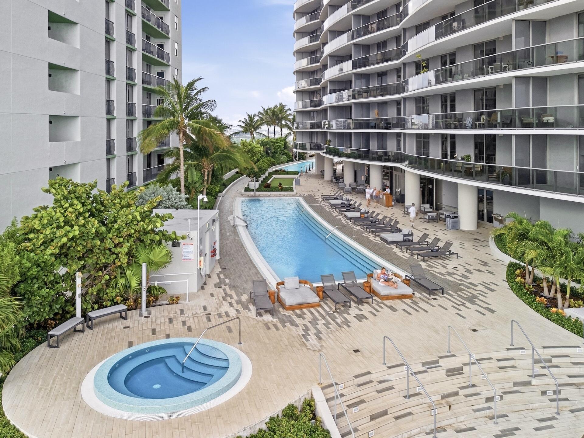 488 NE 18th #5009, Miami FL 33132