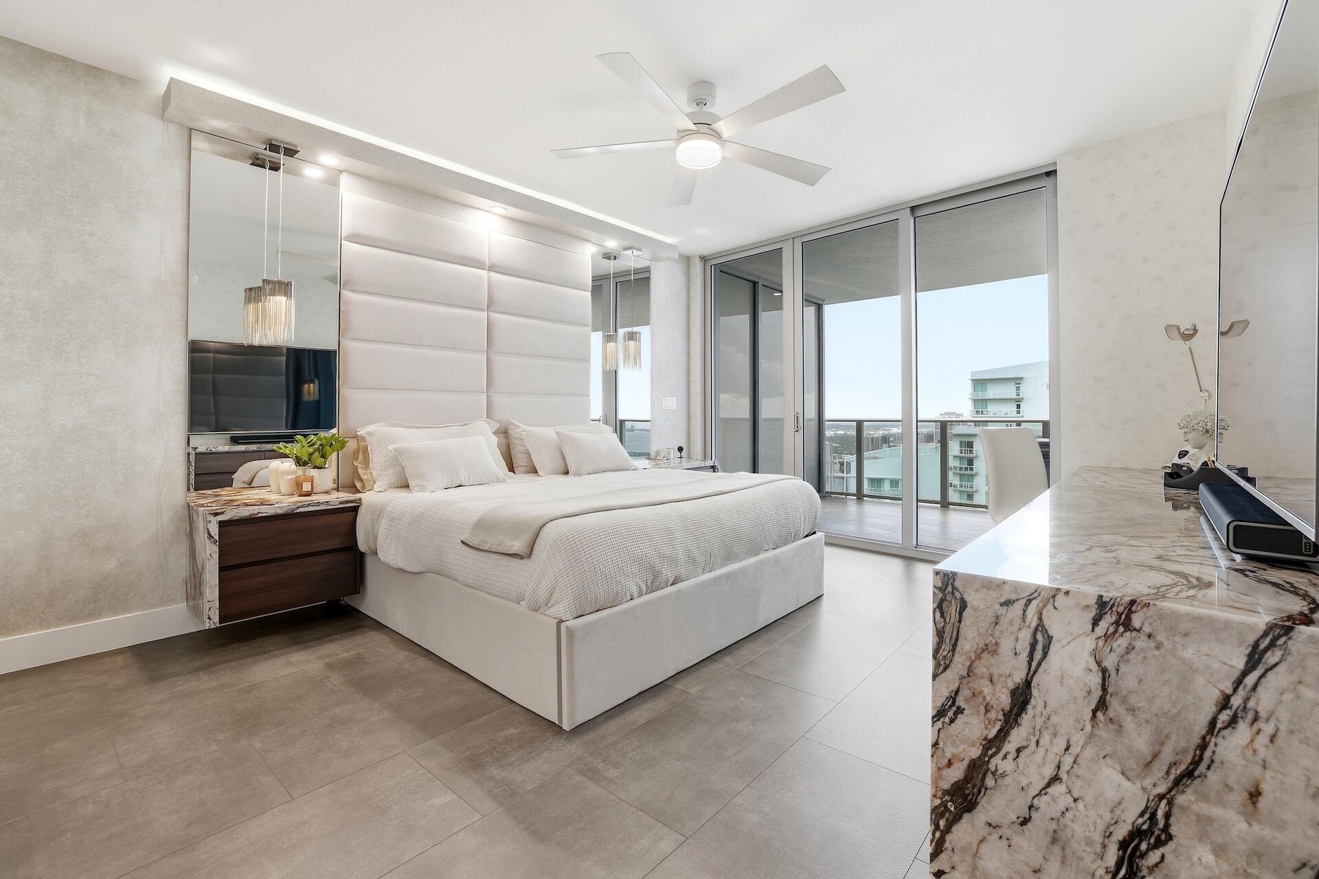 488 NE 18th #5009, Miami FL 33132
