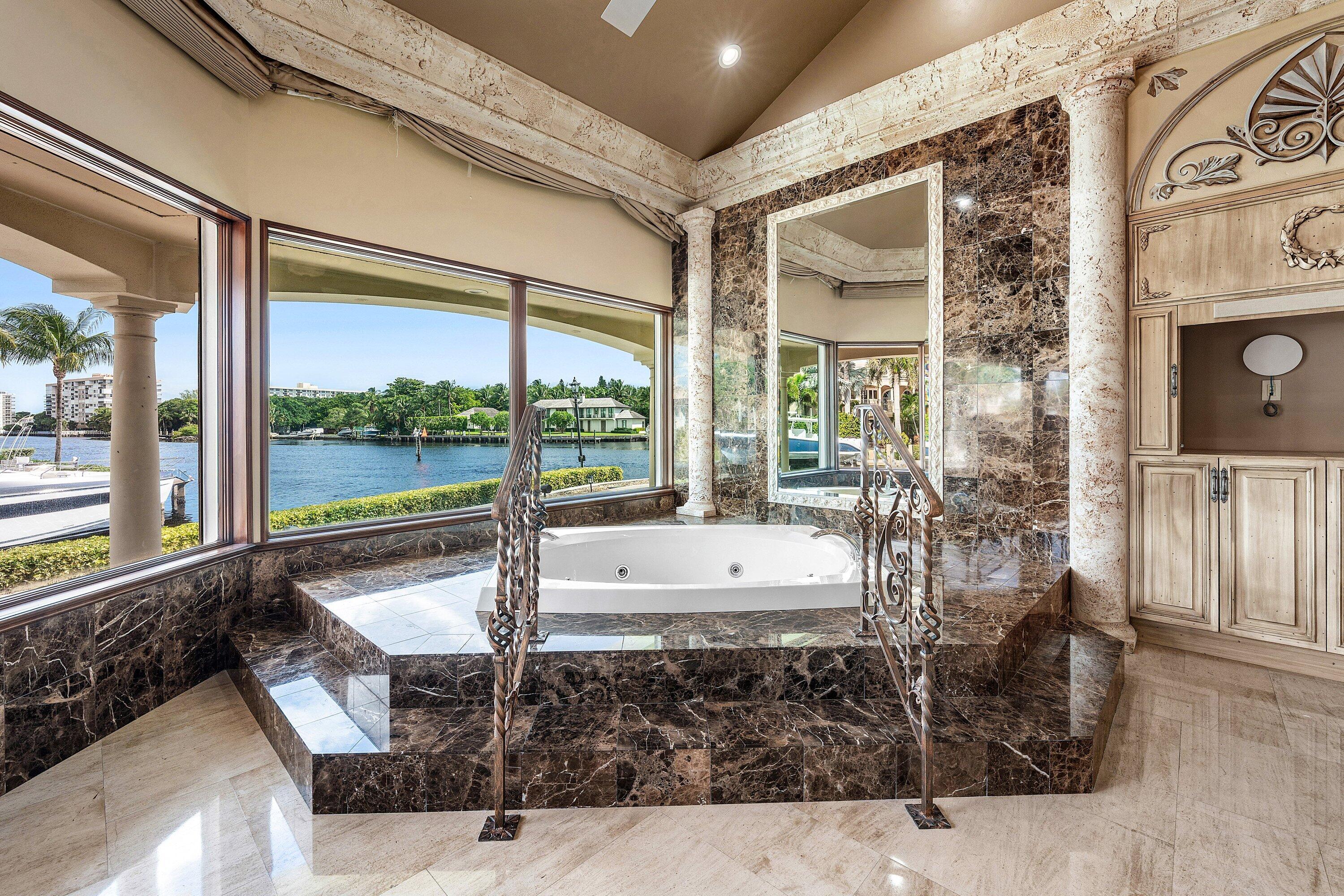 3100 NE 46th, Lighthouse Point FL 33064