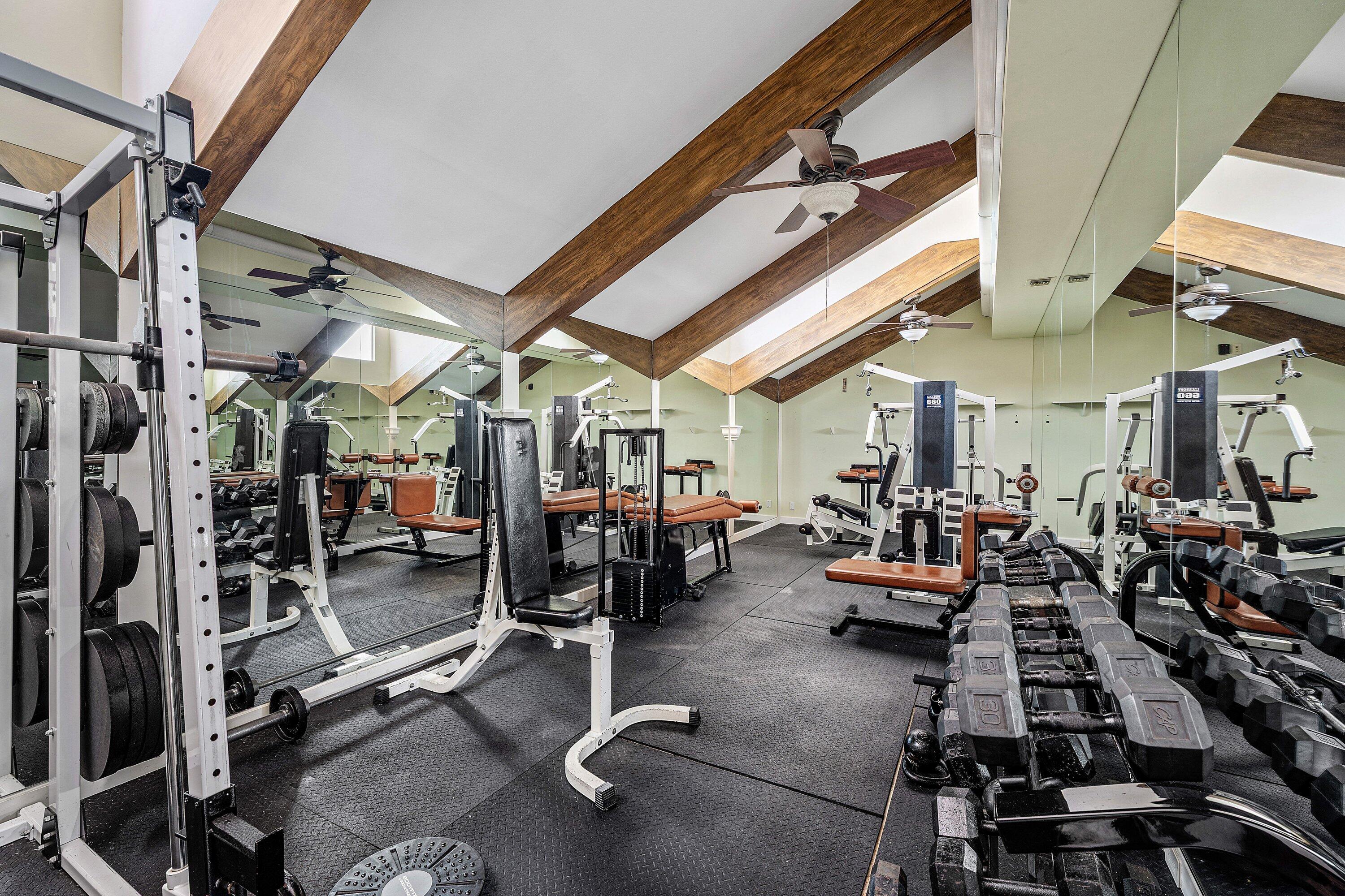 3100 NE 46th, Lighthouse Point FL 33064