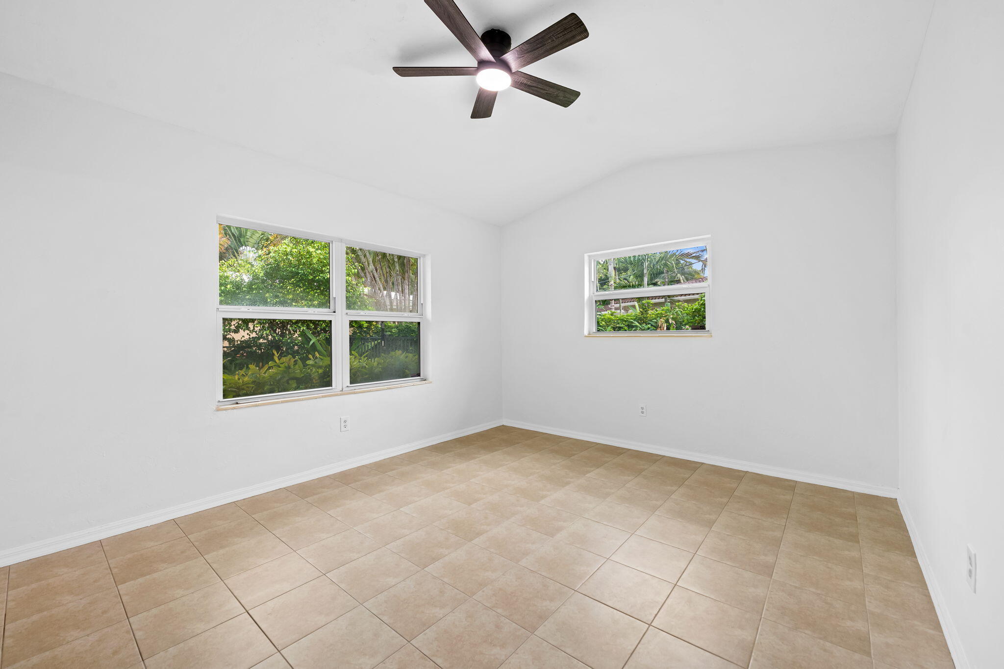 1705 NE 26TH, Fort Lauderdale FL 33305