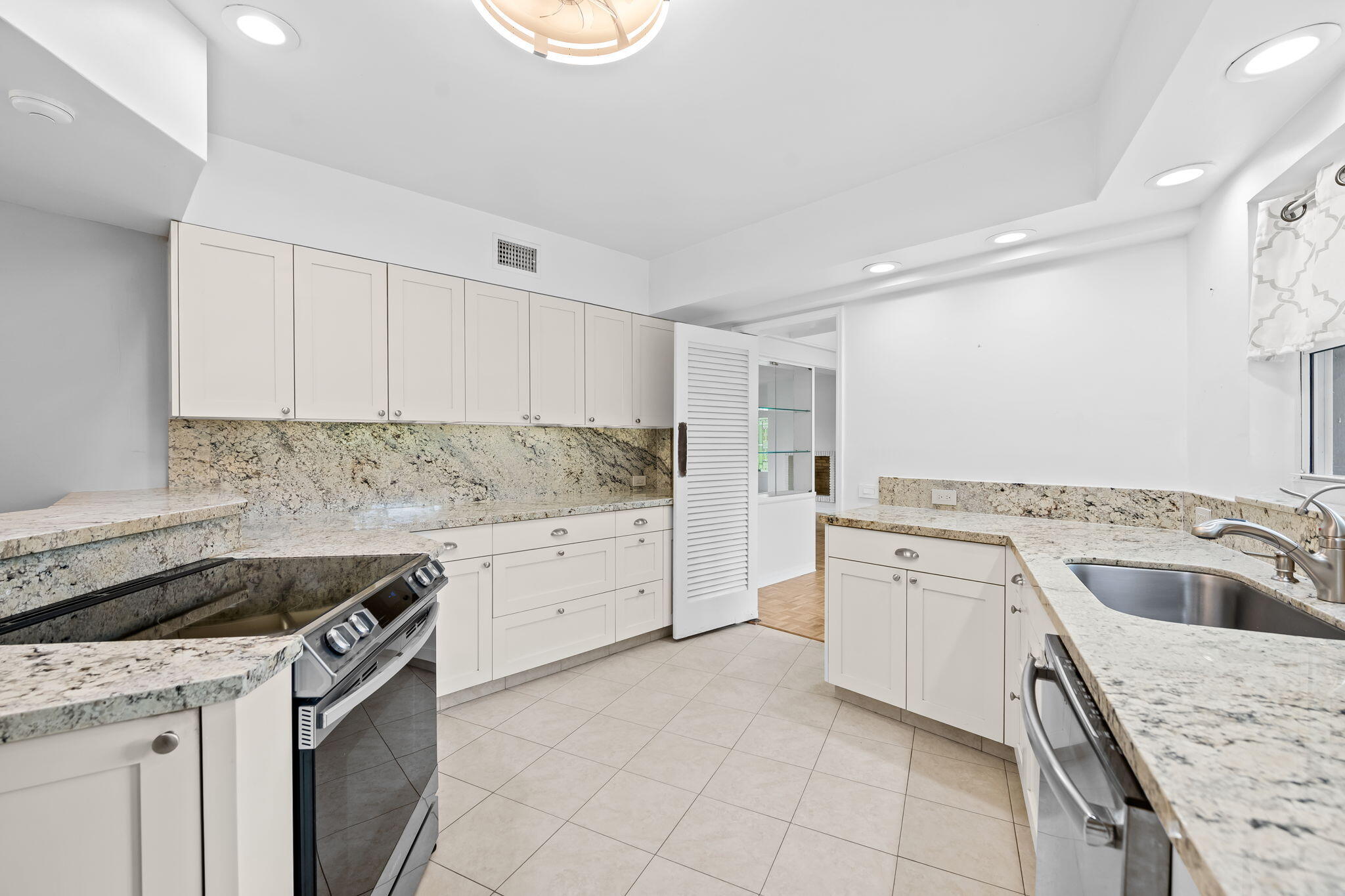 1705 NE 26TH, Fort Lauderdale FL 33305