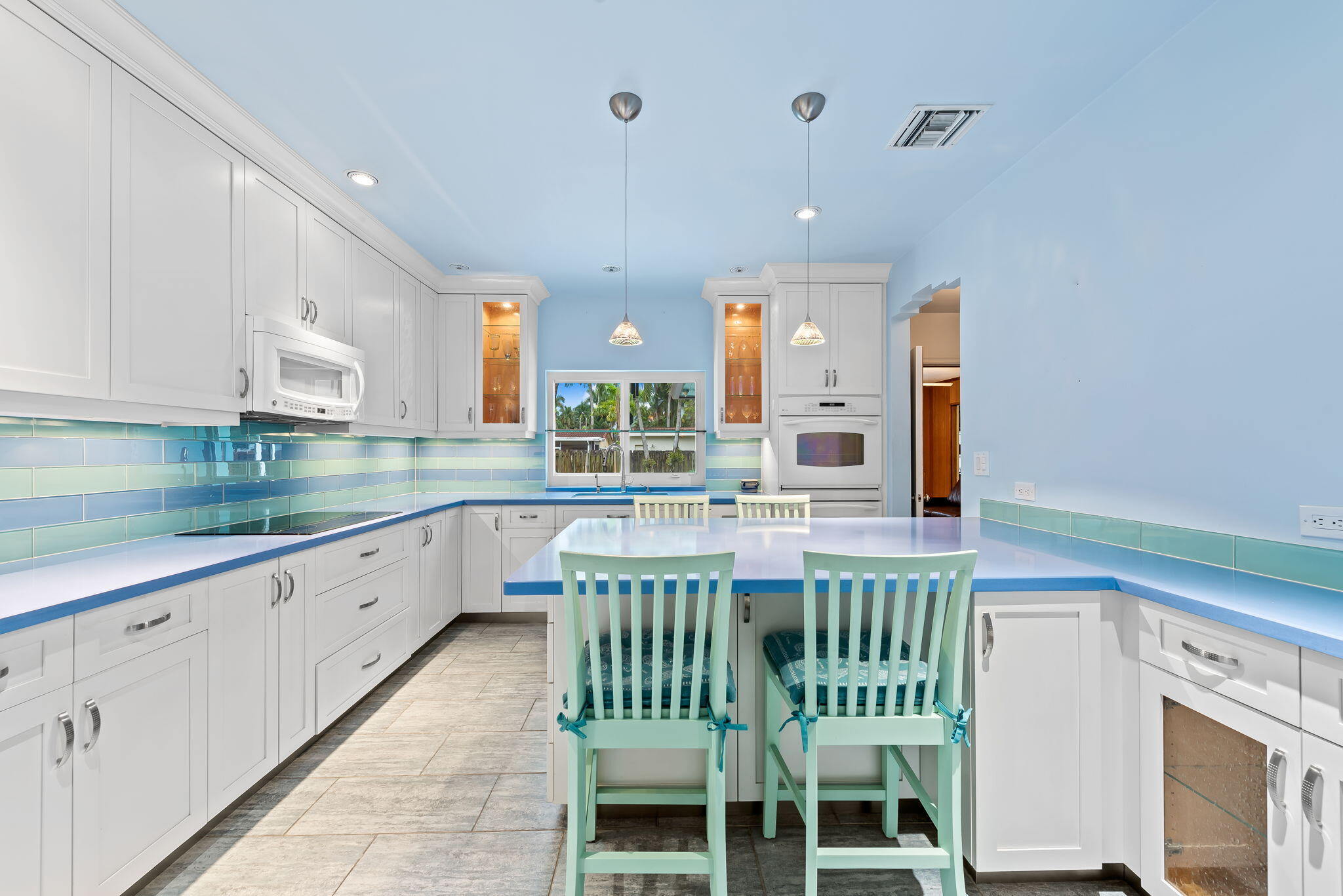 1322 MONROE, Hollywood FL 33019