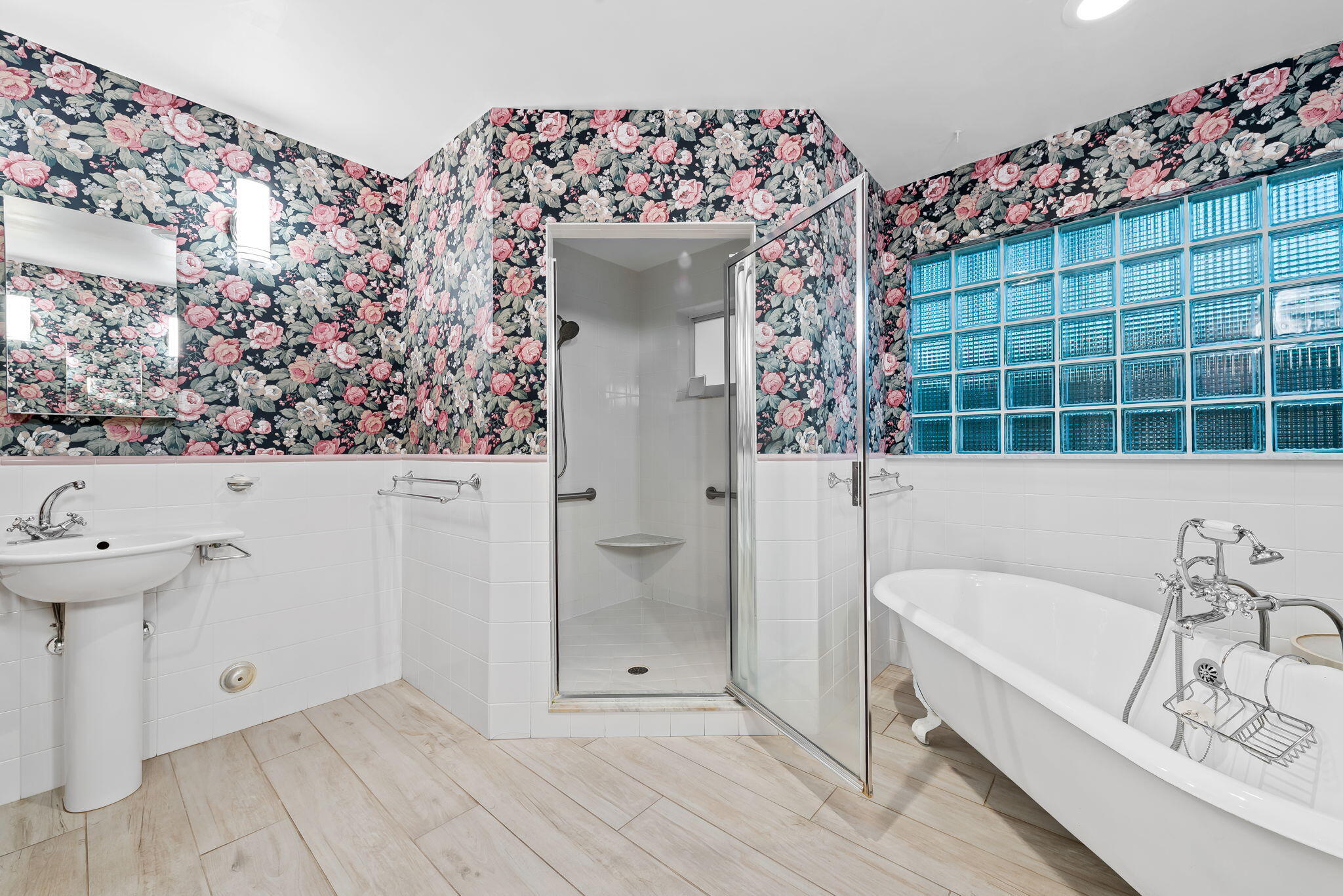 1322 MONROE, Hollywood FL 33019
