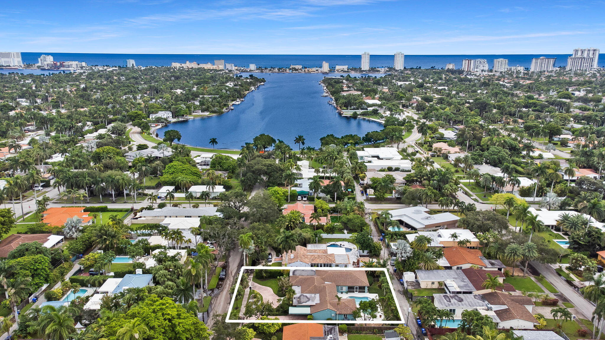 1322 MONROE, Hollywood FL 33019