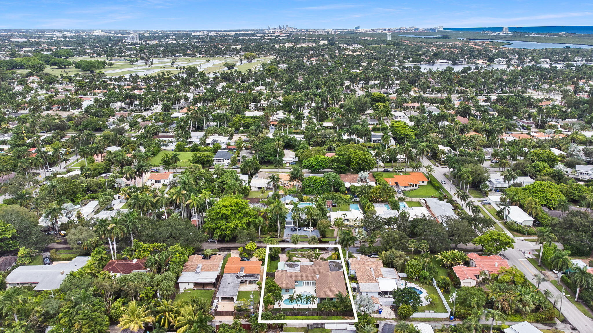 1322 MONROE, Hollywood FL 33019
