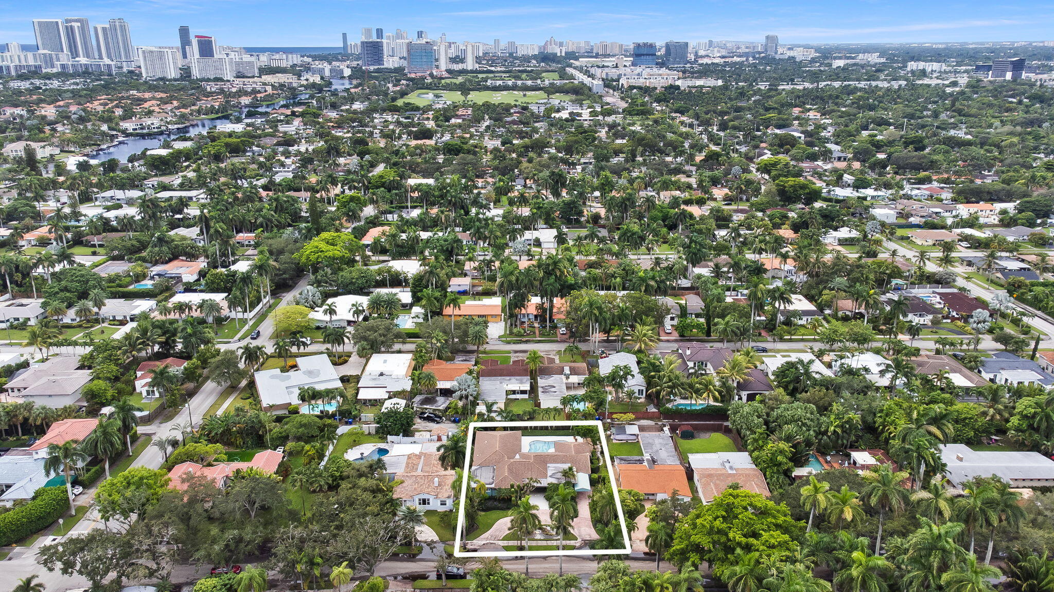 1322 MONROE, Hollywood FL 33019