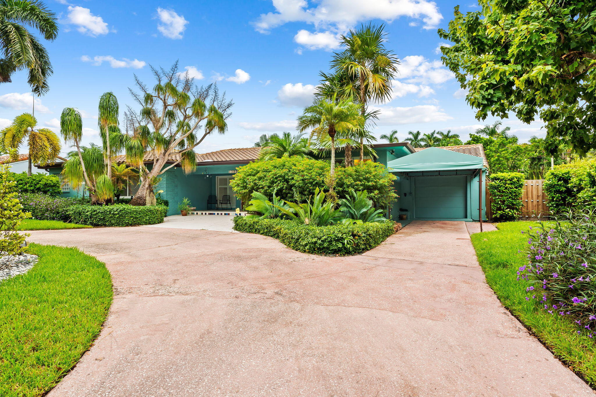 1322 MONROE, Hollywood FL 33019