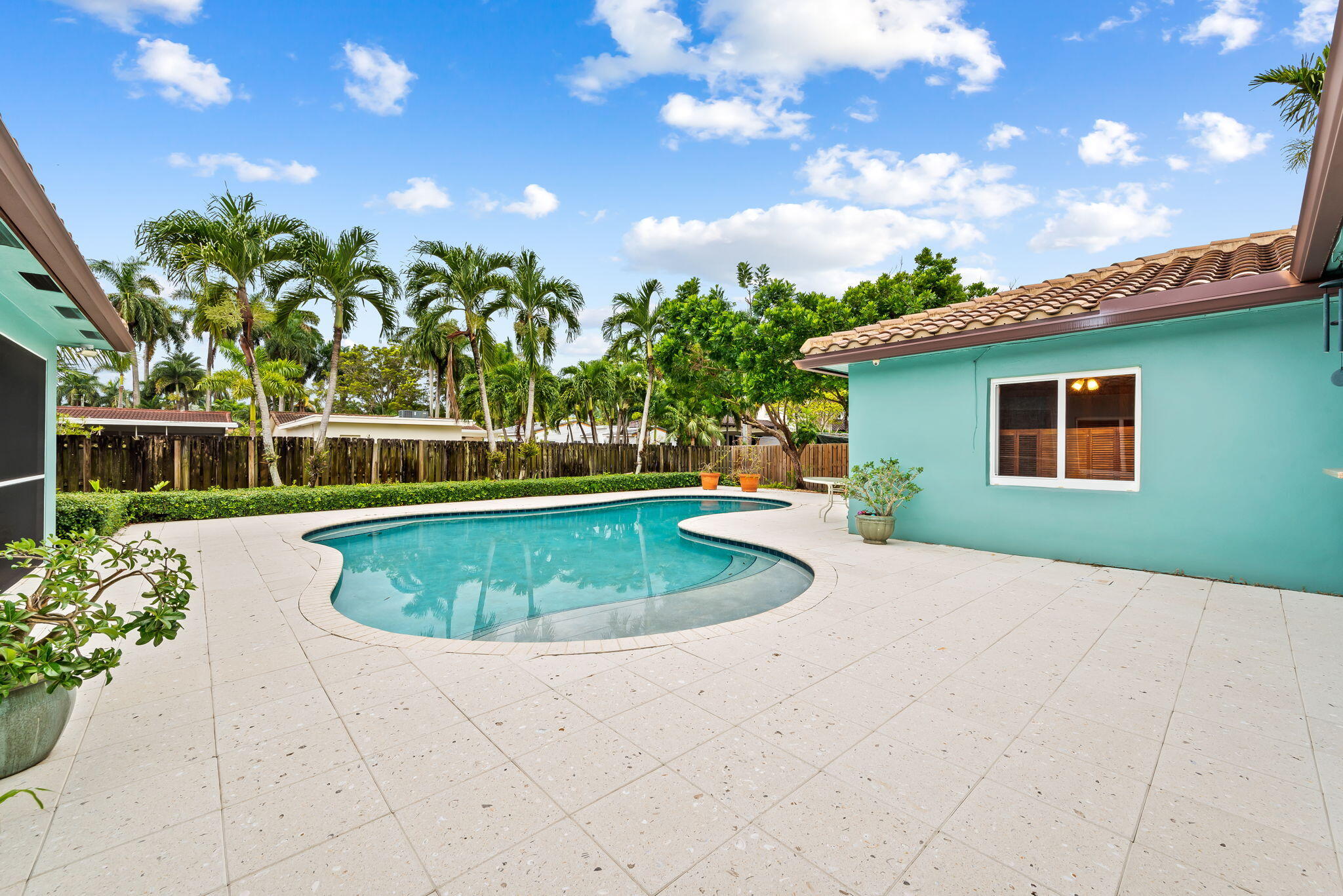 1322 MONROE, Hollywood FL 33019