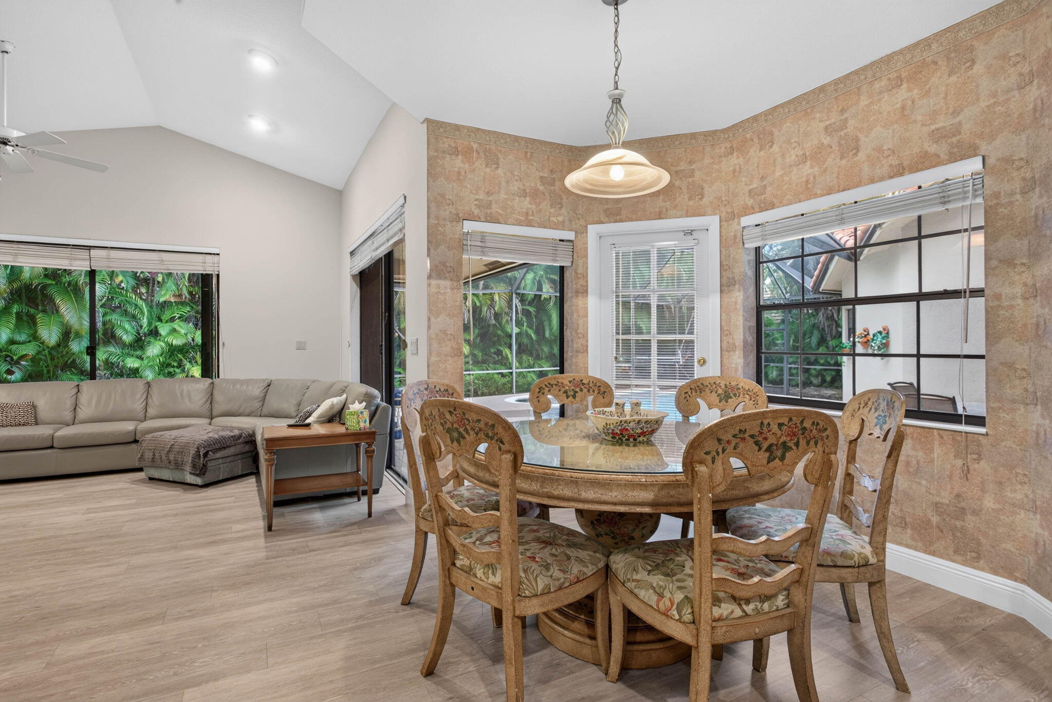 10240 Vestal, Coral Springs FL 33071