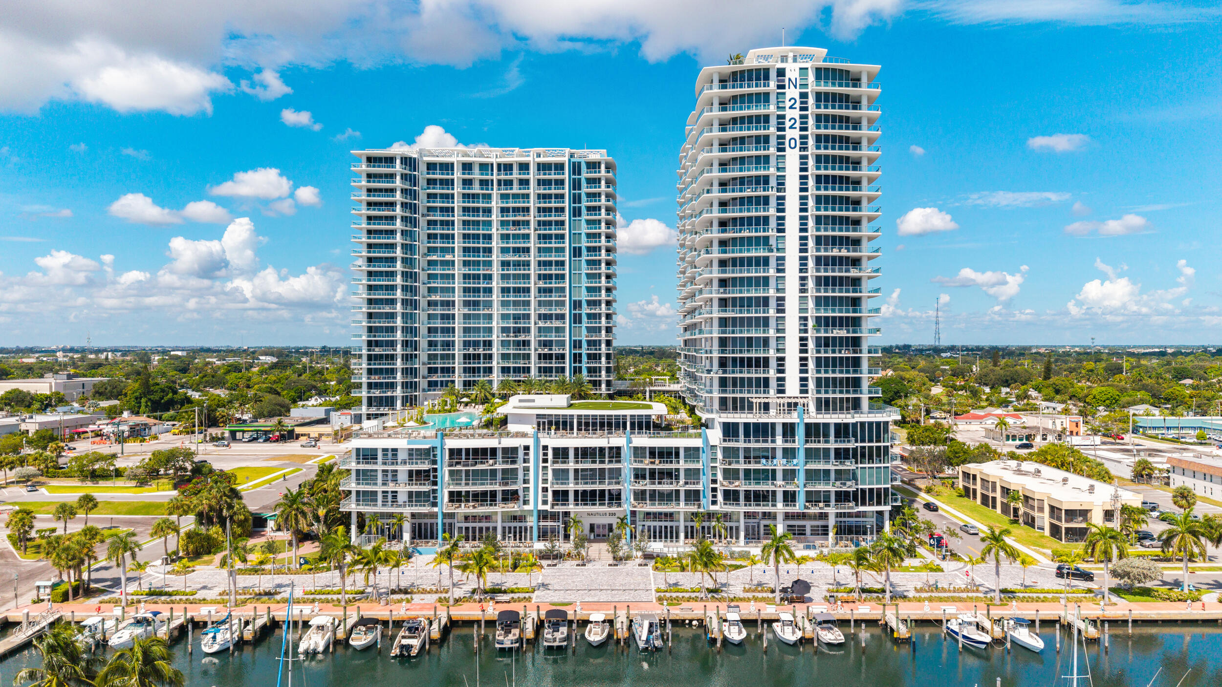 220 Lake Shore #704, Lake Park FL 33403
