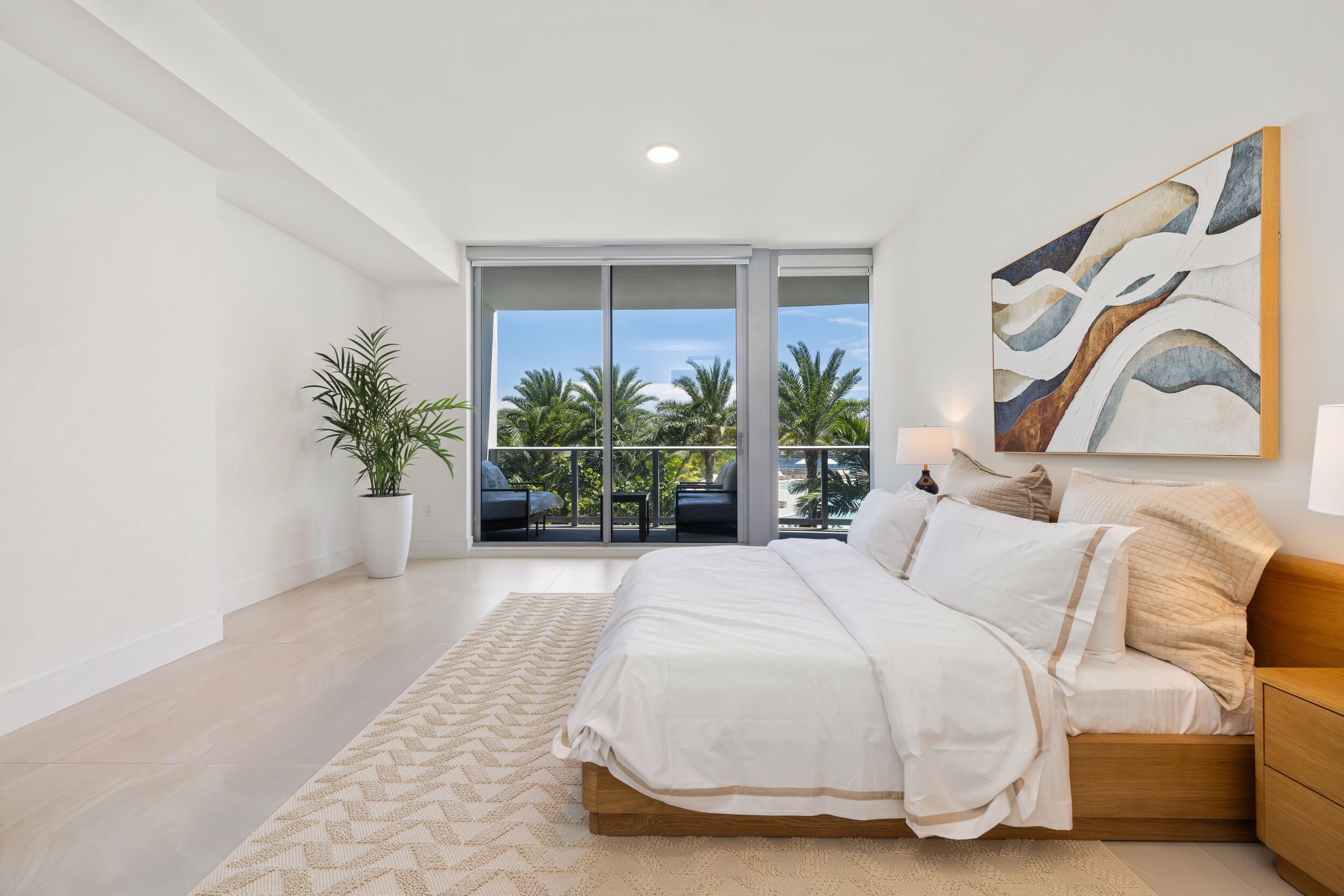 220 Lake Shore #704, Lake Park FL 33403