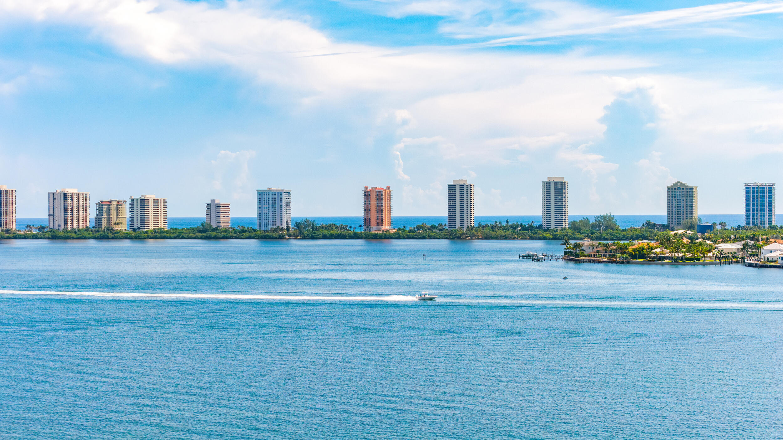 220 Lake Shore #704, Lake Park FL 33403