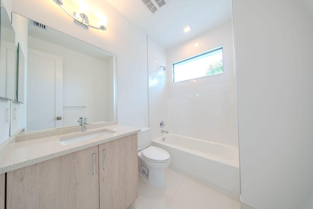 9515 ROYAL WOODS, Boca Raton FL 33434
