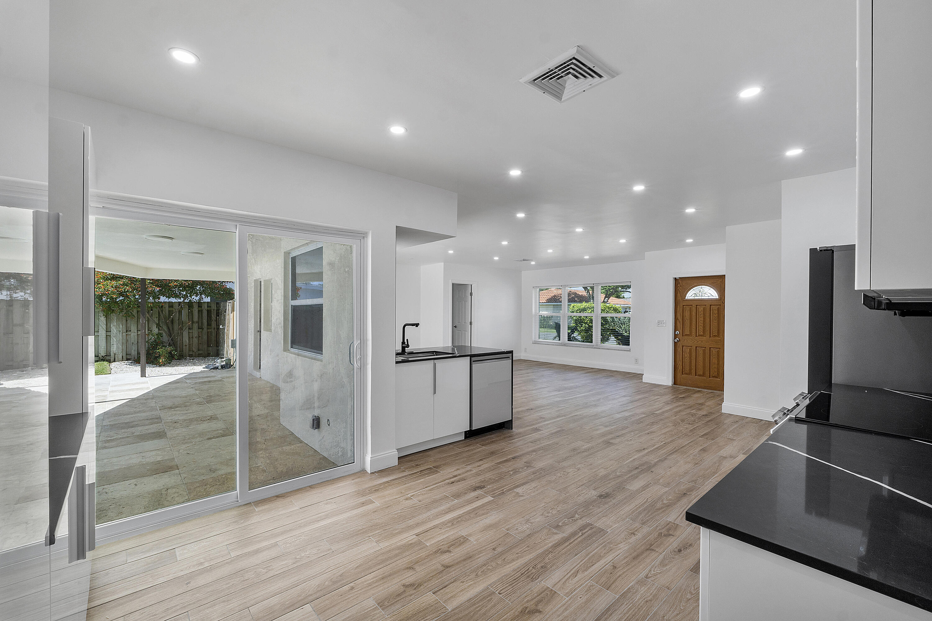 400 SW 9TH, Boca Raton FL 33486