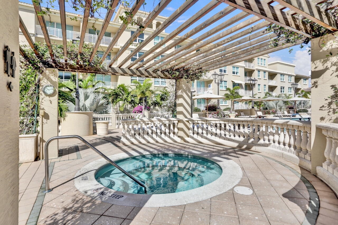 99 SE MIZNER #533, Boca Raton FL 33432