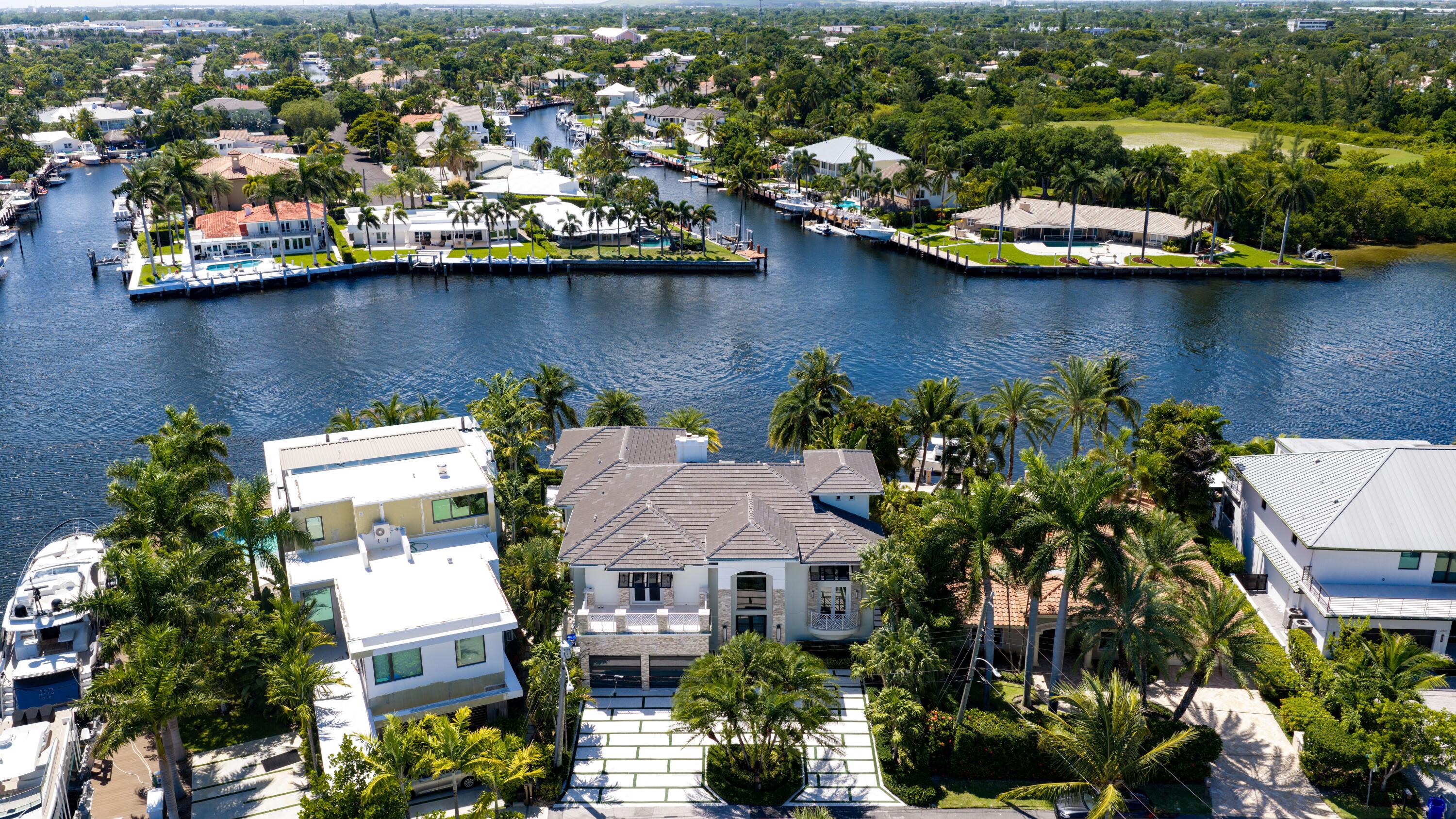 2307 N Riverside, Pompano Beach FL 33062