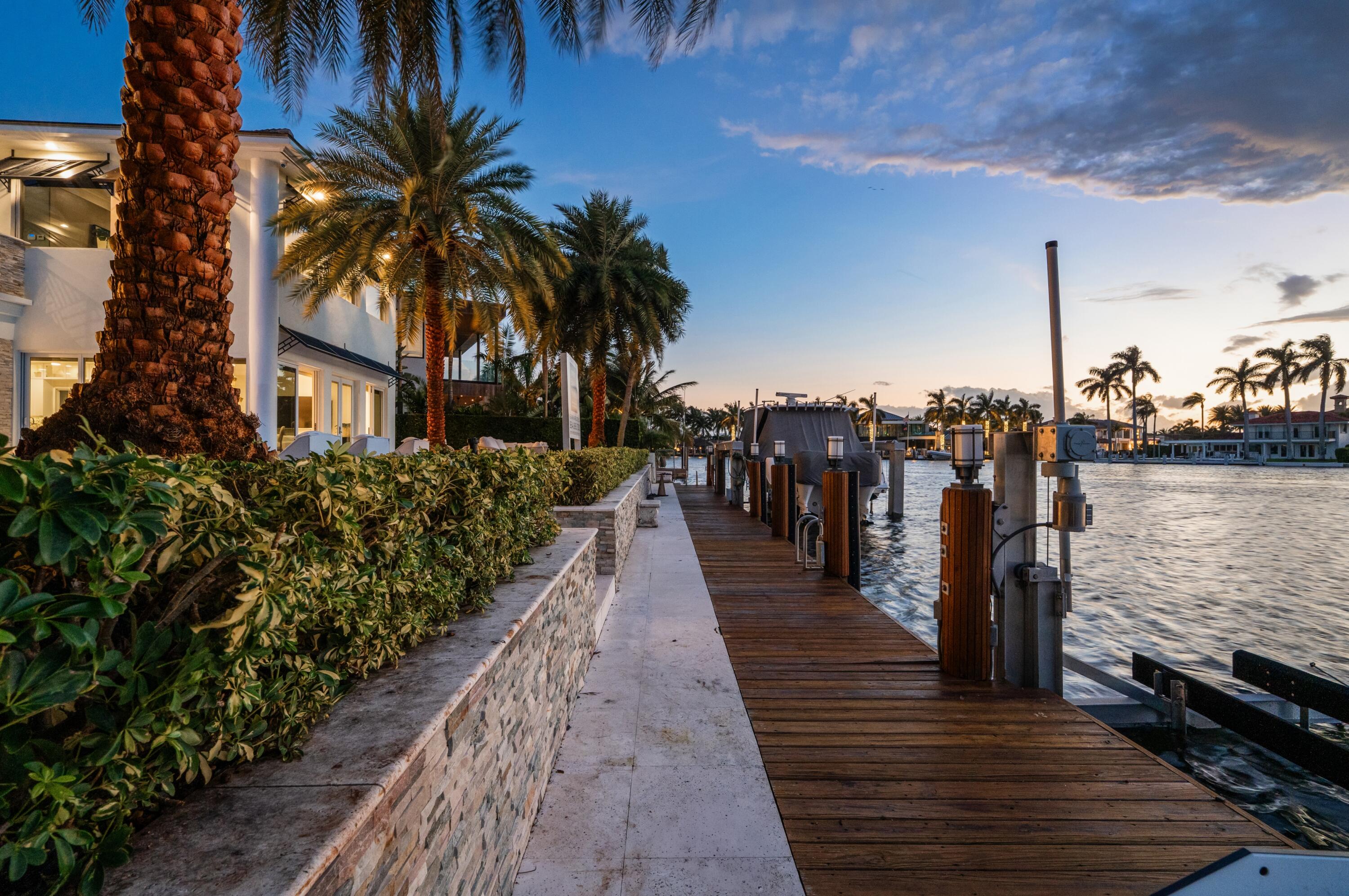 2307 N Riverside, Pompano Beach FL 33062