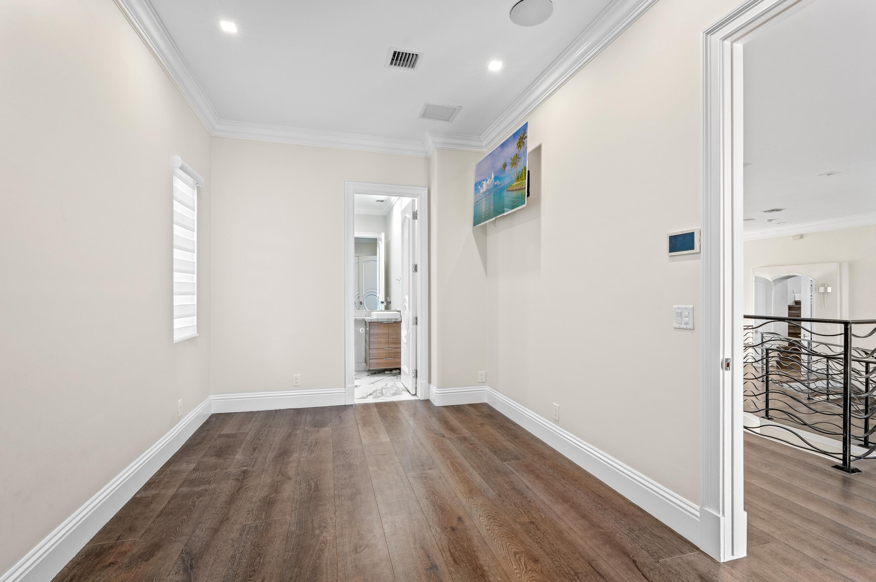 2307 N Riverside, Pompano Beach FL 33062