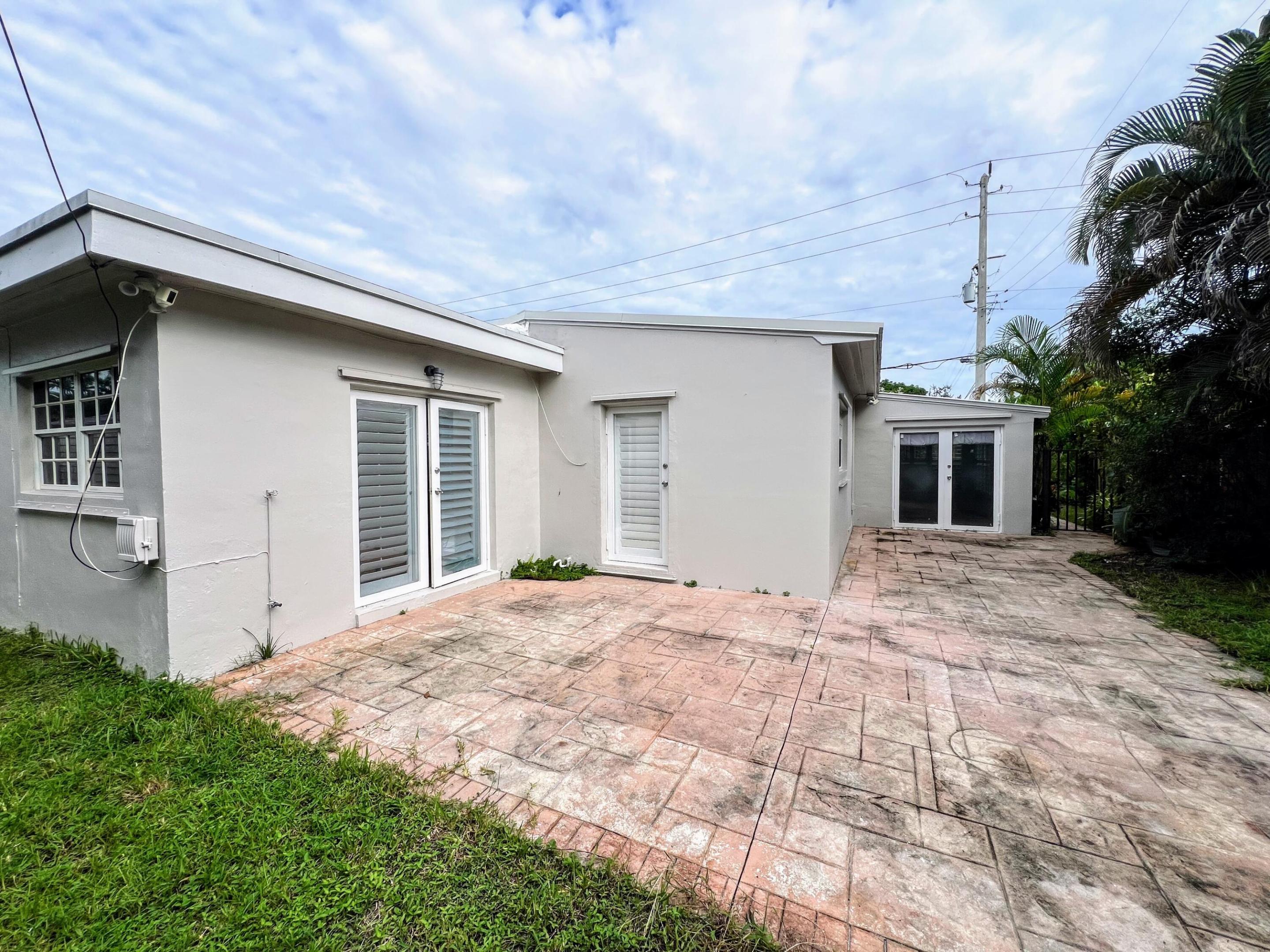 1730 NE 17TH, Fort Lauderdale FL 33305