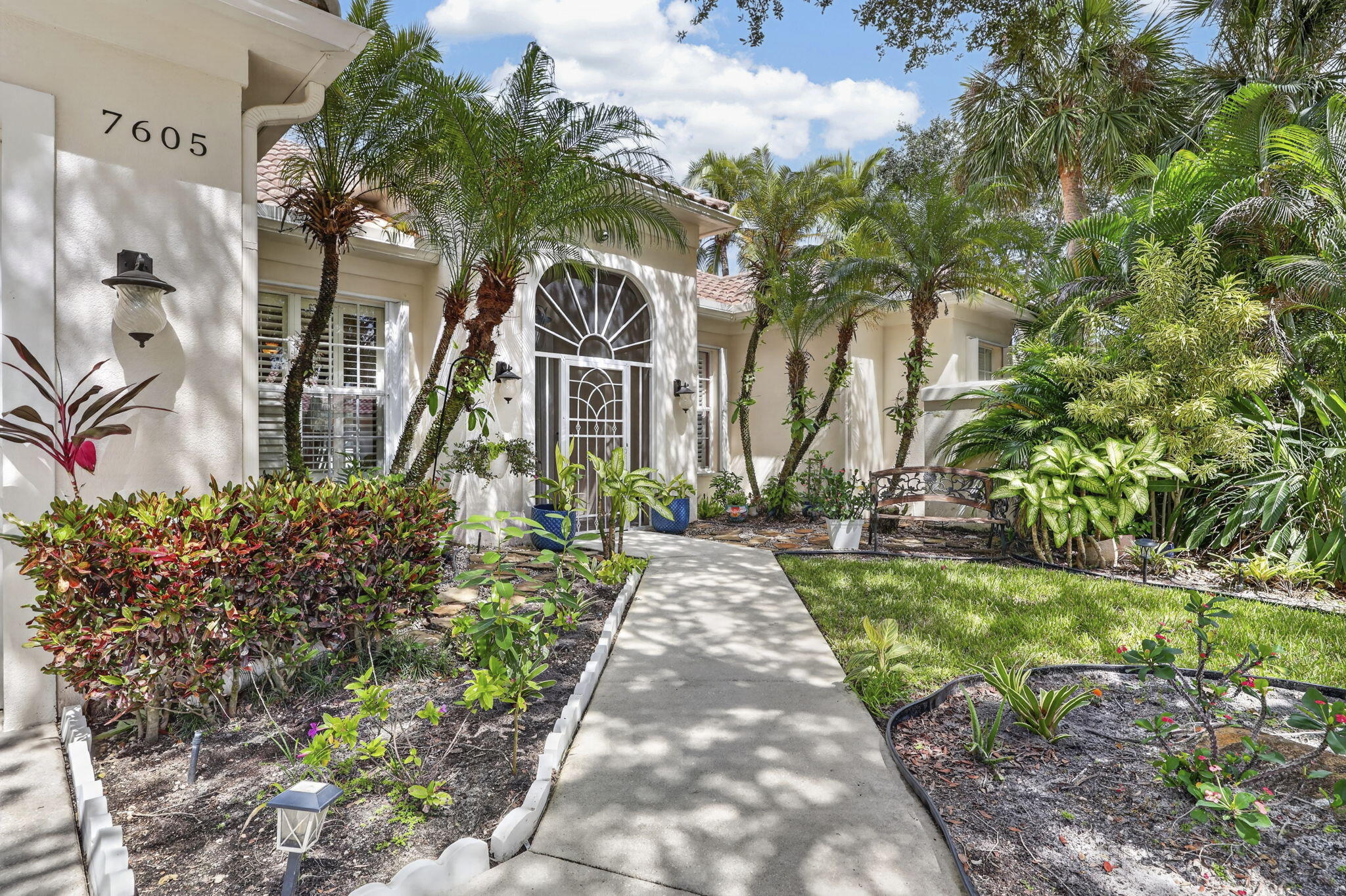 7605 Red River #Season, West Palm Beach FL 33411