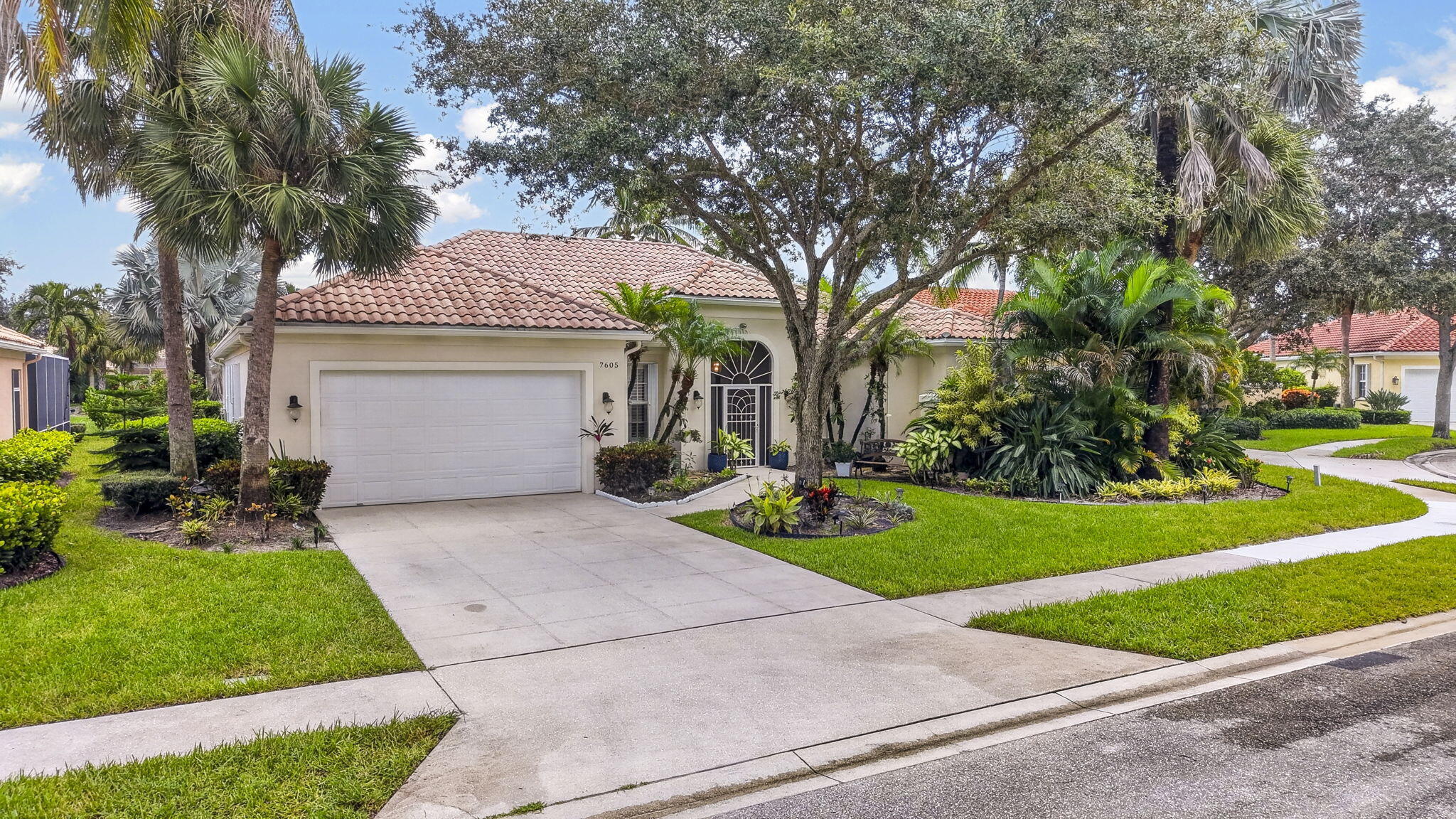 7605 Red River #Season, West Palm Beach FL 33411