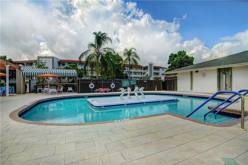 2402 Antigua #Unit g3, Coconut Creek FL 33066