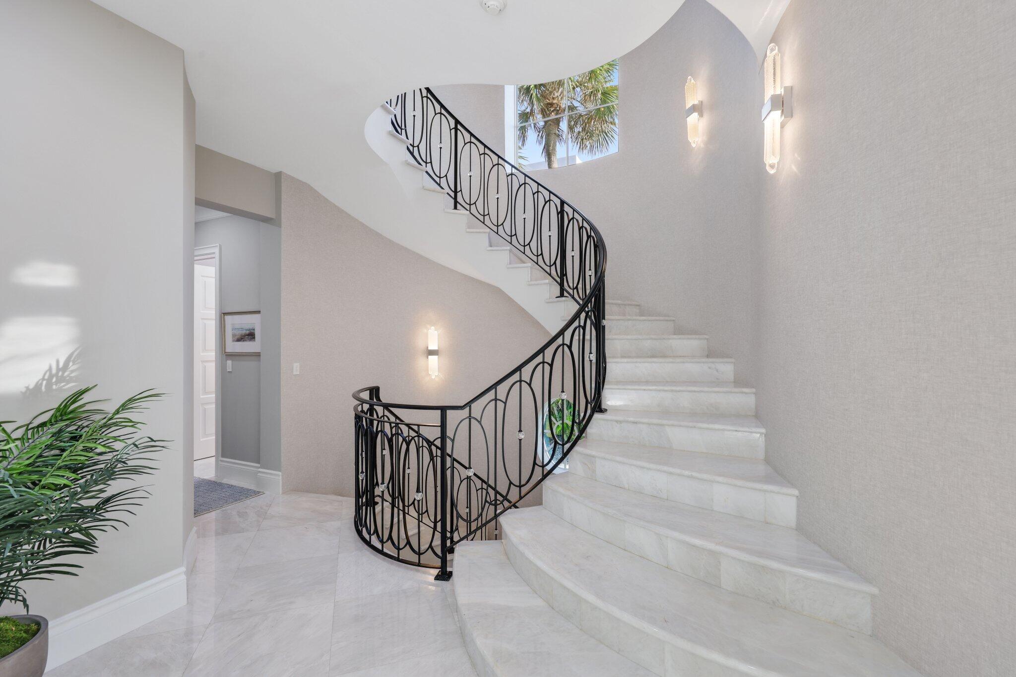 1001 HILLSBORO MILE, Hillsboro Beach FL 33062