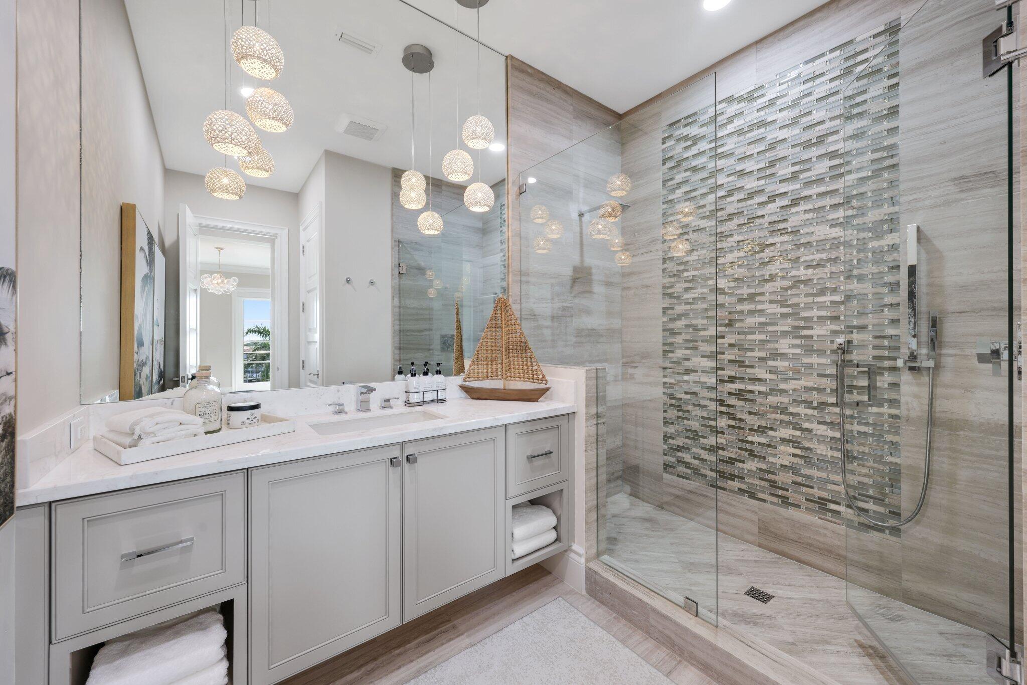 1001 HILLSBORO MILE, Hillsboro Beach FL 33062