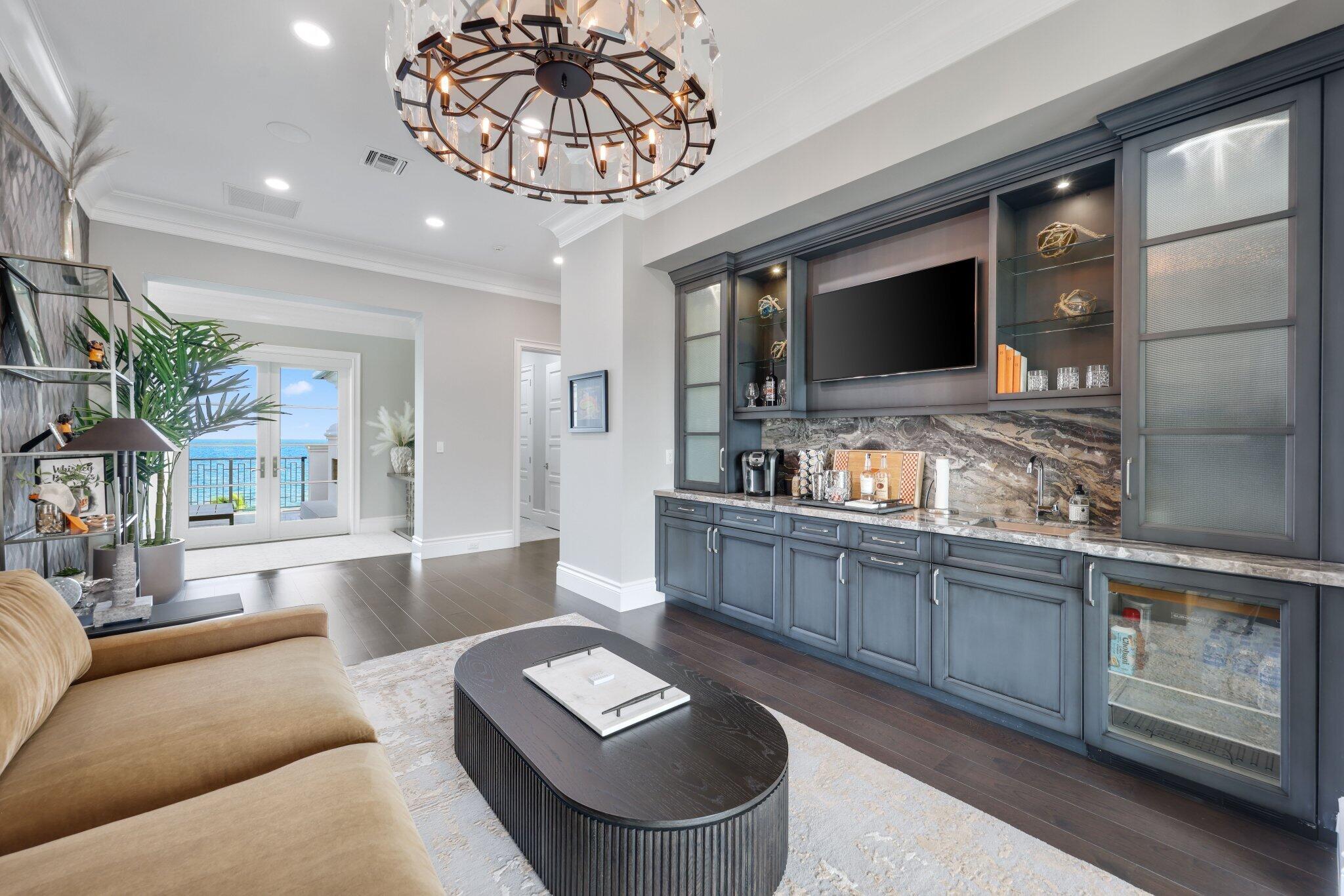 1001 HILLSBORO MILE, Hillsboro Beach FL 33062