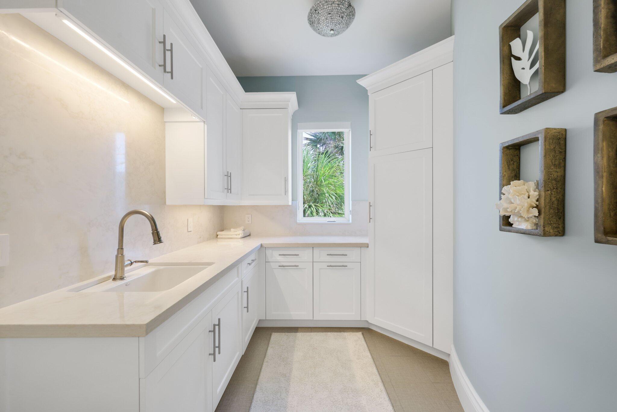 1001 HILLSBORO MILE, Hillsboro Beach FL 33062