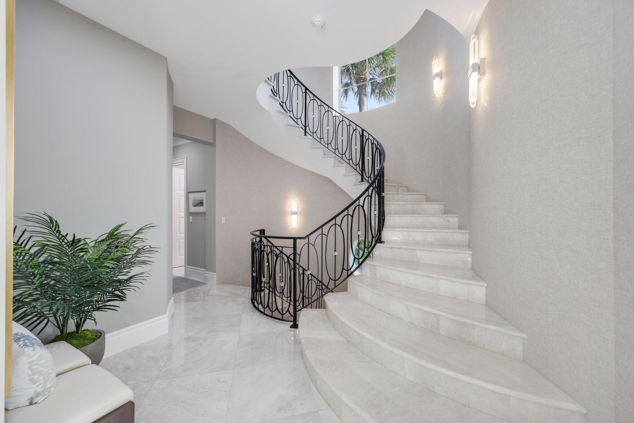 1001 HILLSBORO MILE, Hillsboro Beach FL 33062