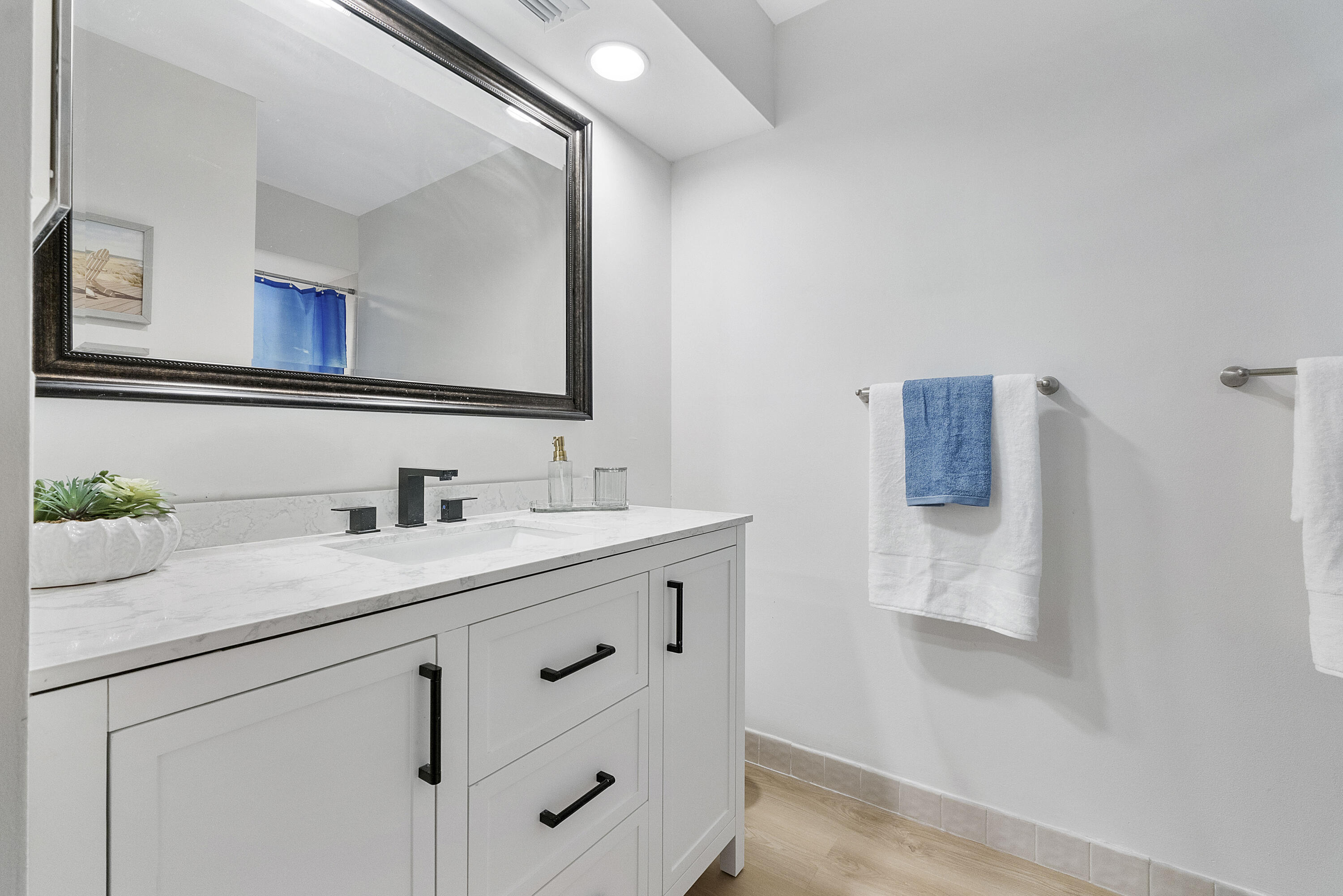 195 DEER CREEK #807, Deerfield Beach FL 33442