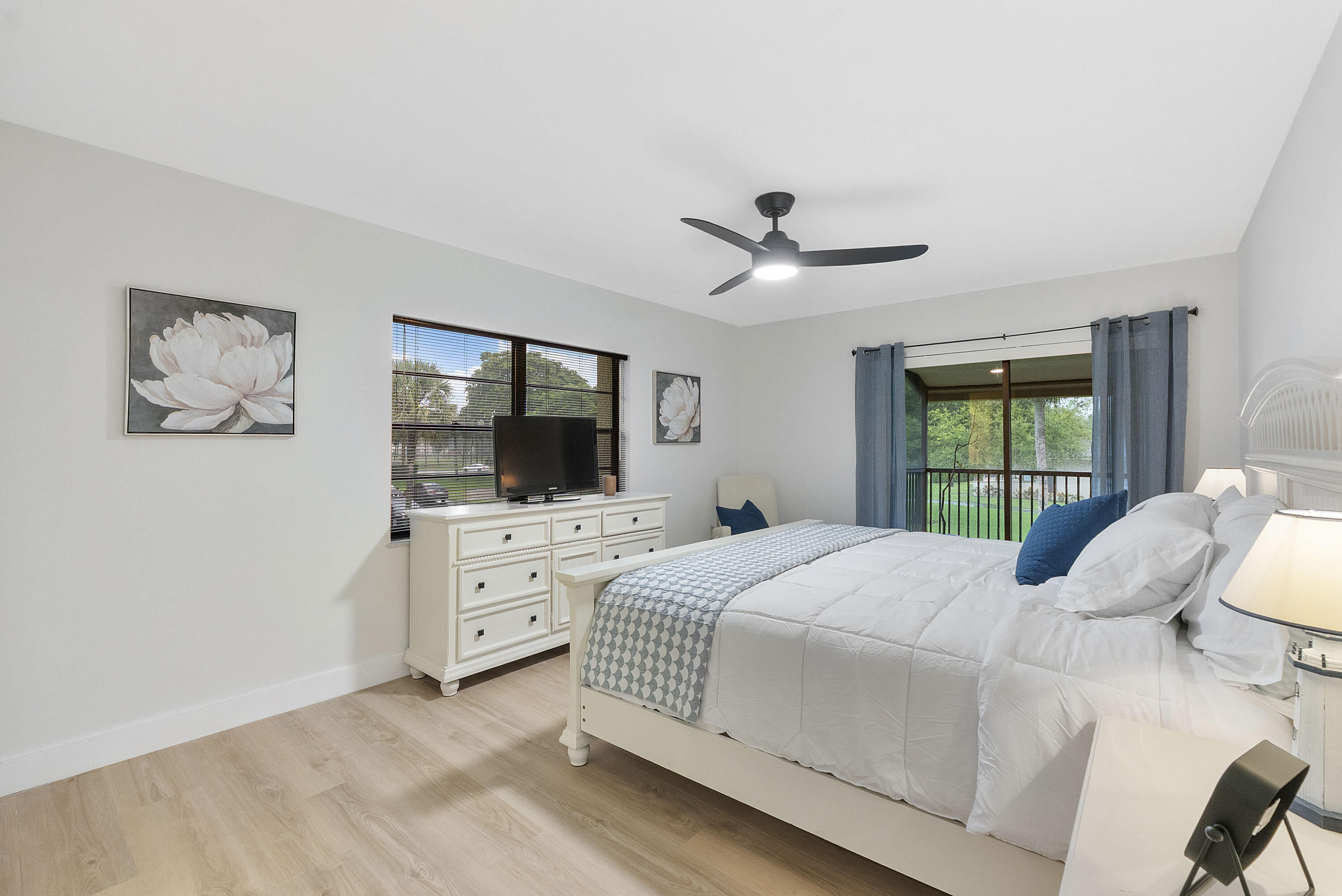 195 DEER CREEK #807, Deerfield Beach FL 33442