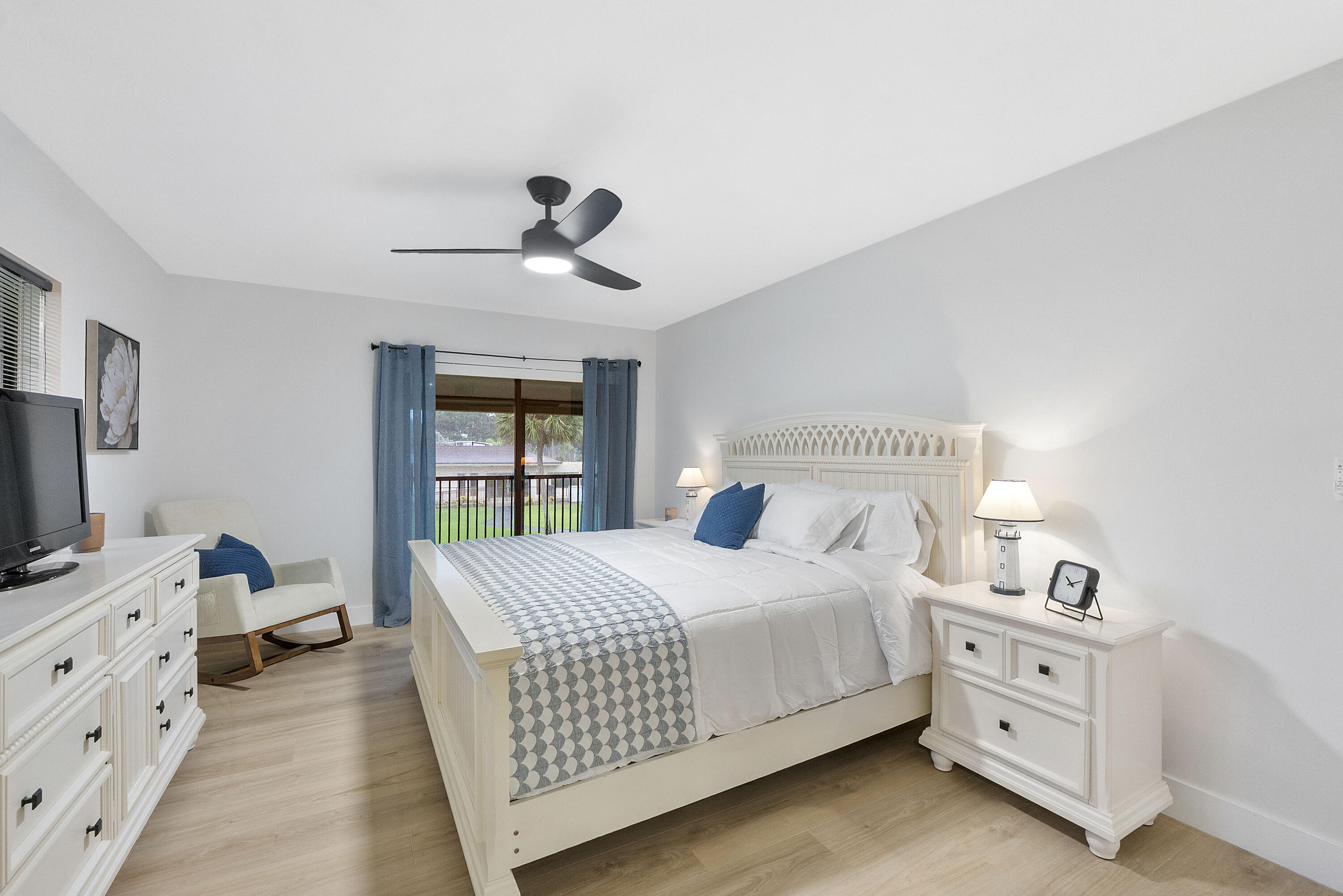195 DEER CREEK #807, Deerfield Beach FL 33442
