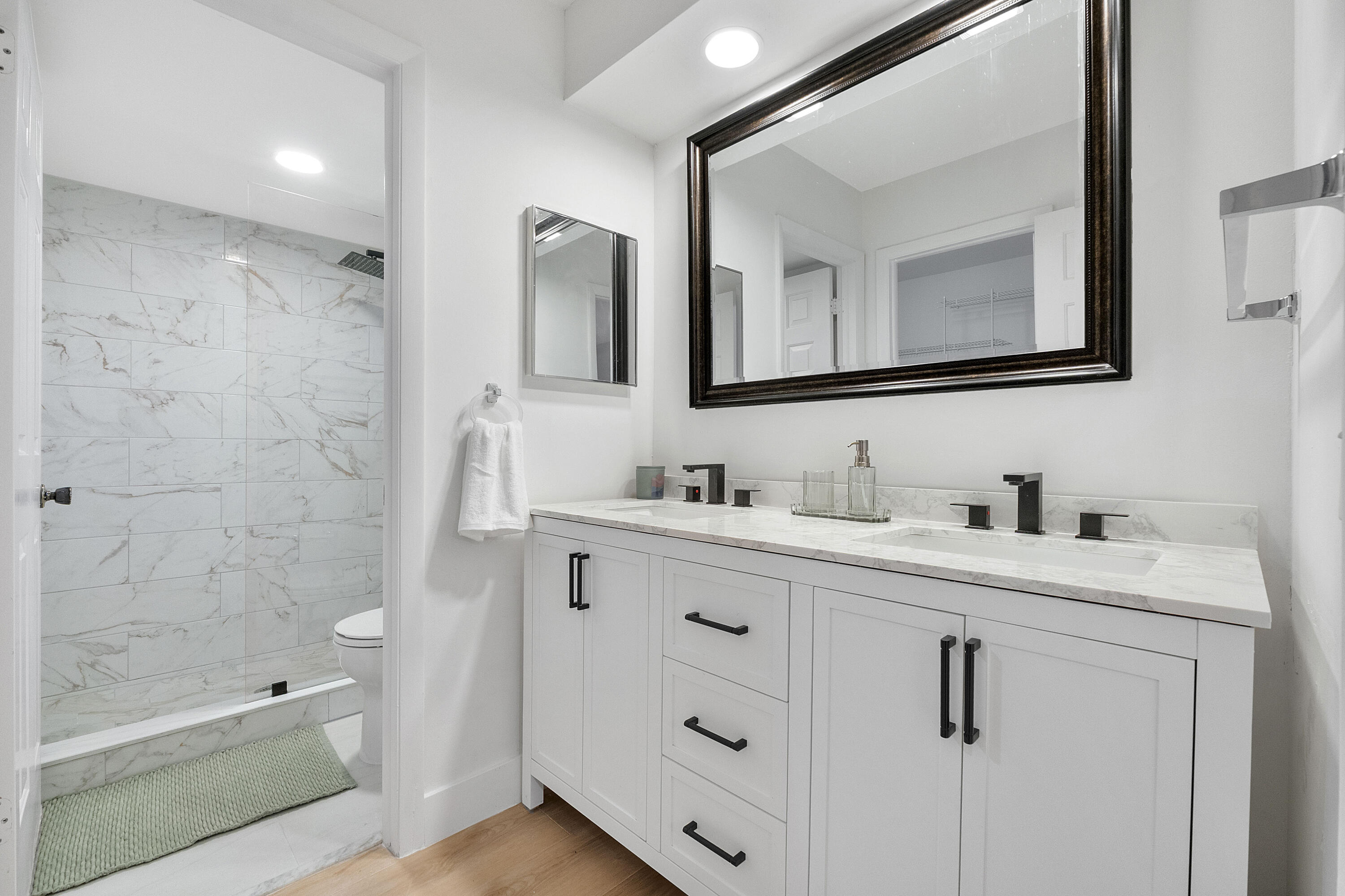 195 DEER CREEK #807, Deerfield Beach FL 33442