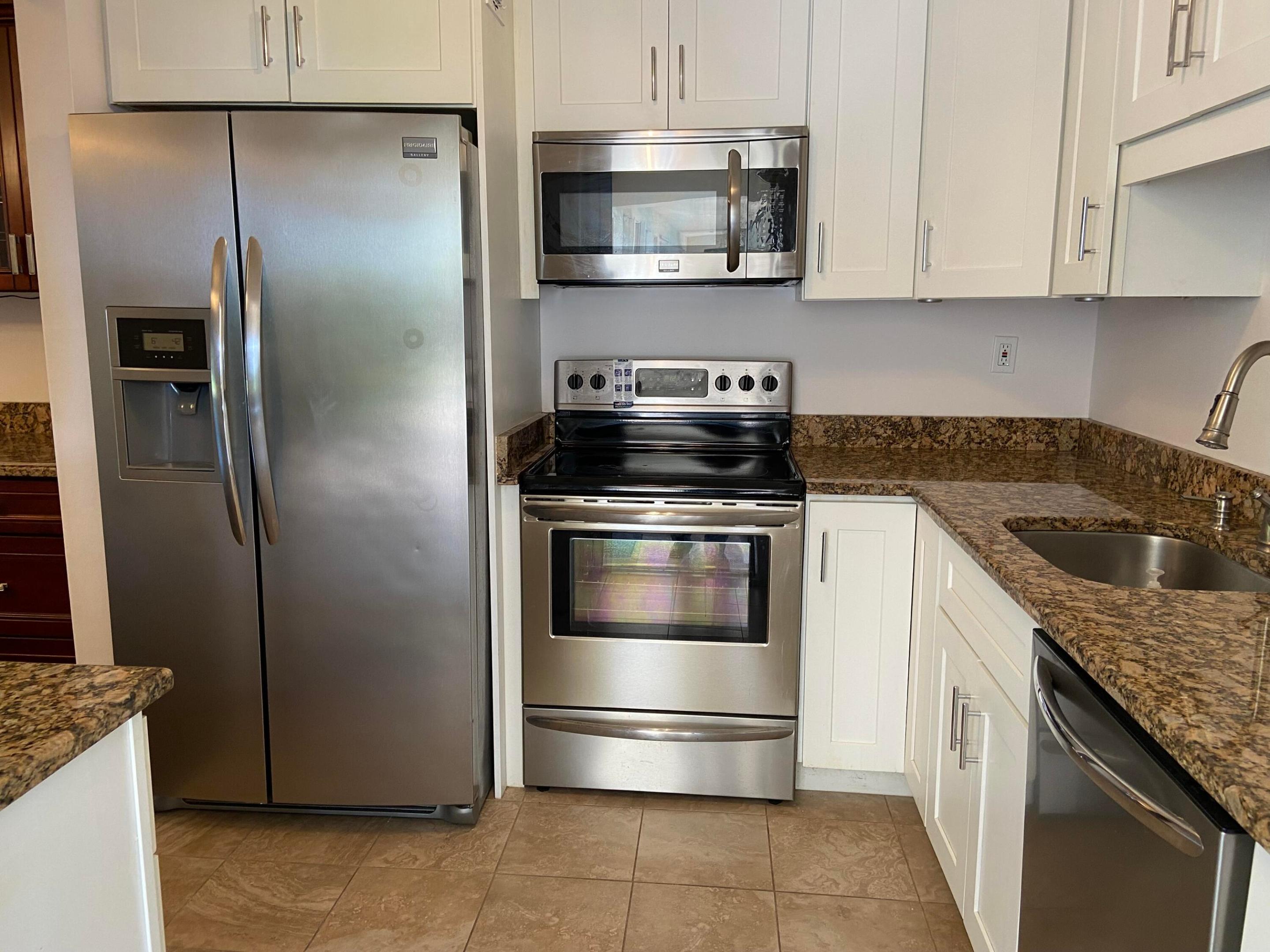 300 Waterway #105, Lantana FL 33462
