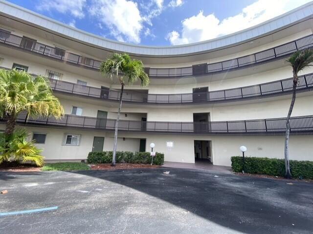 300 Waterway #105, Lantana FL 33462