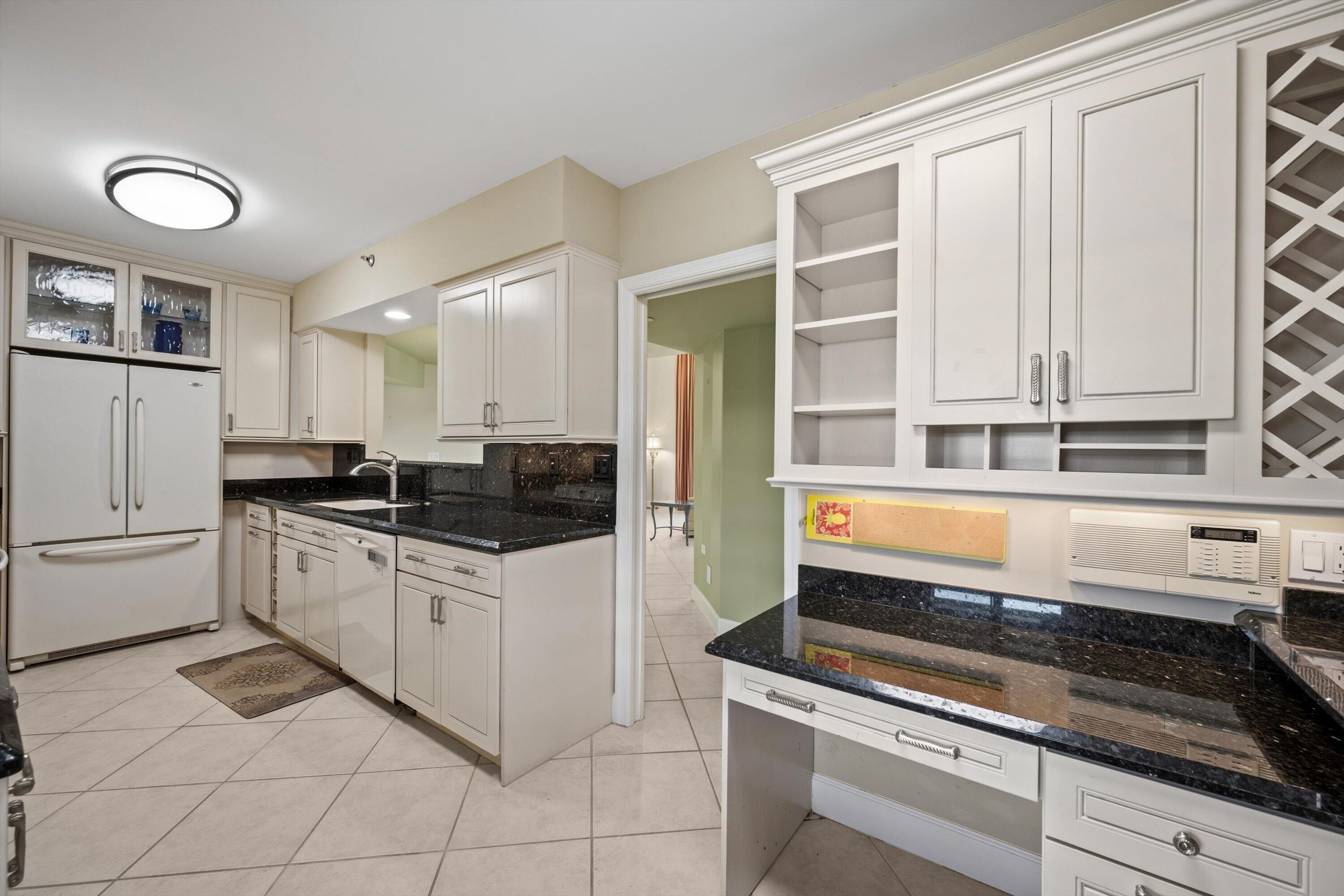 16910 BAY #E501, Jupiter FL 33477